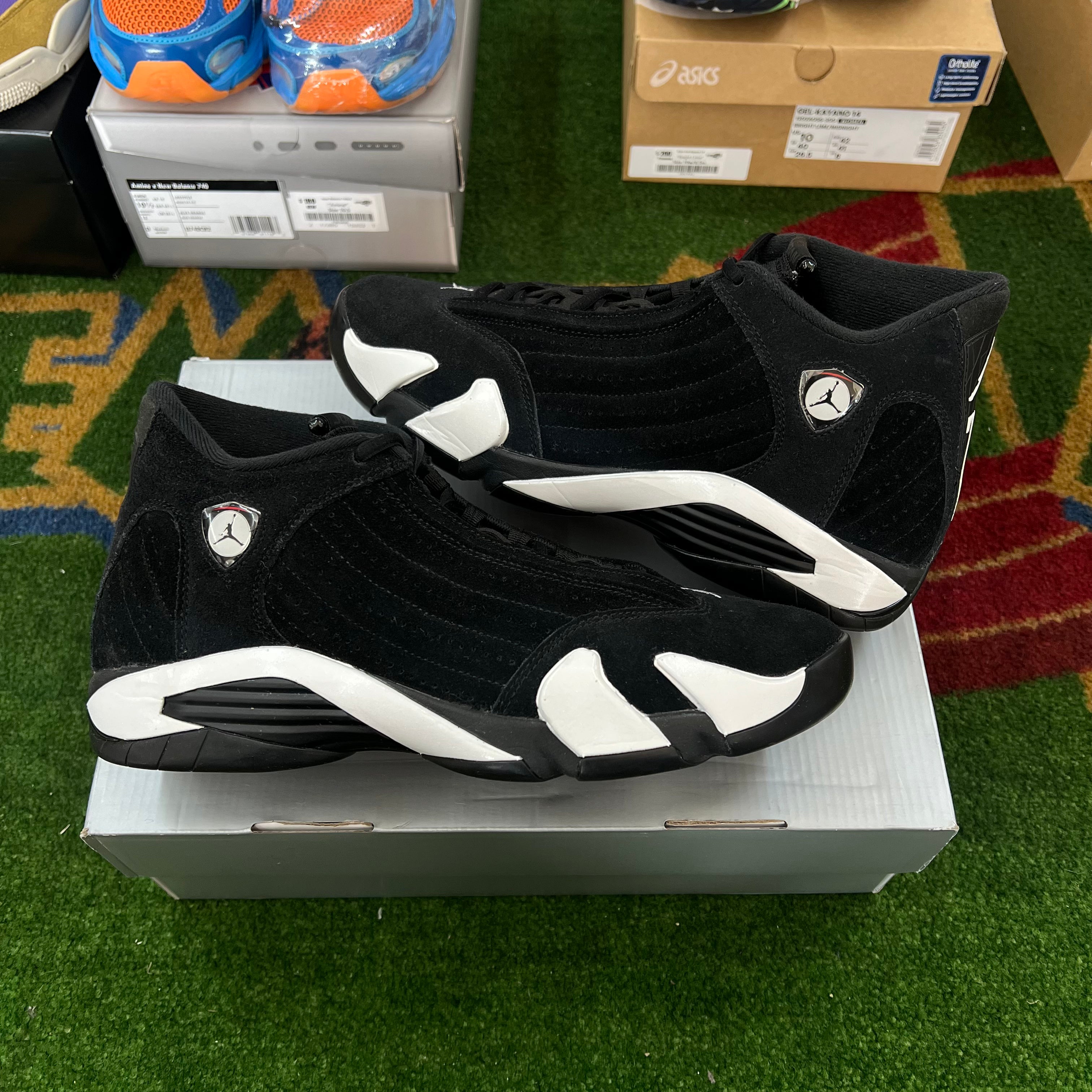 Jordan 14 “Black/White” Size 10