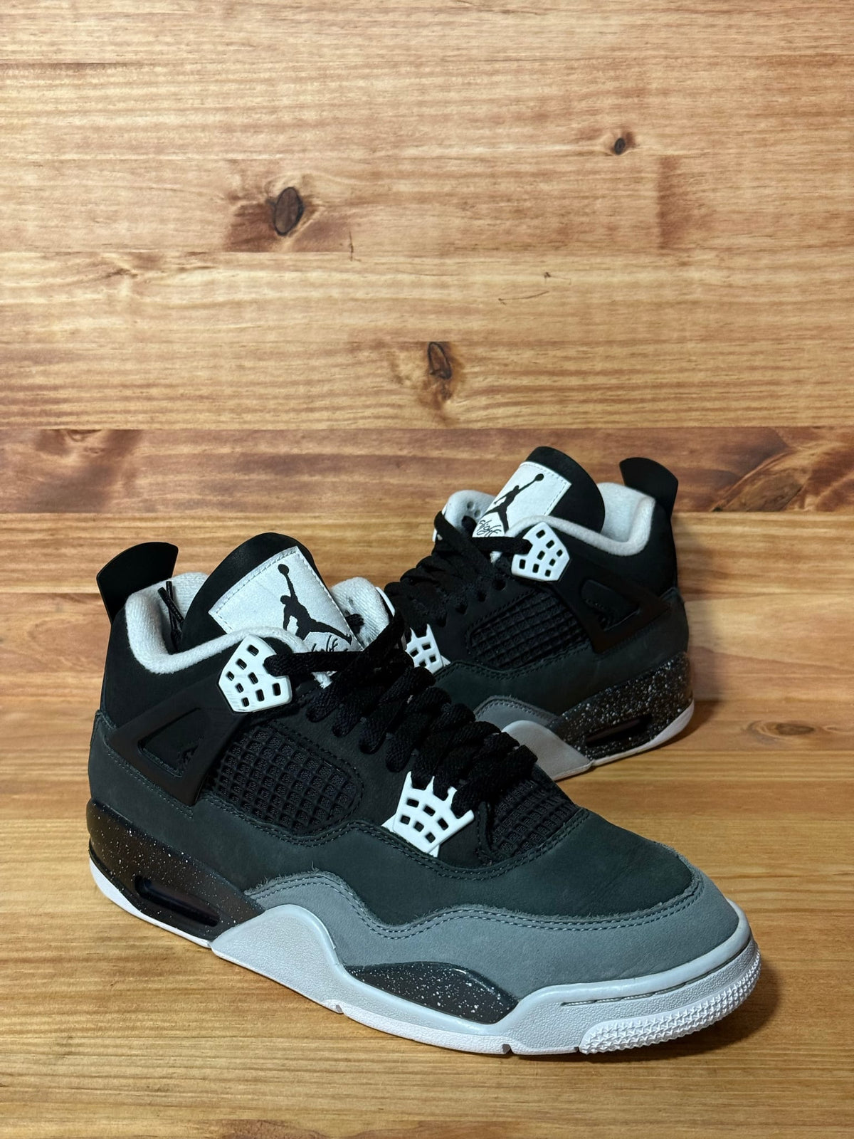 Jordan 4 Retro Fear (2024) - Size 9