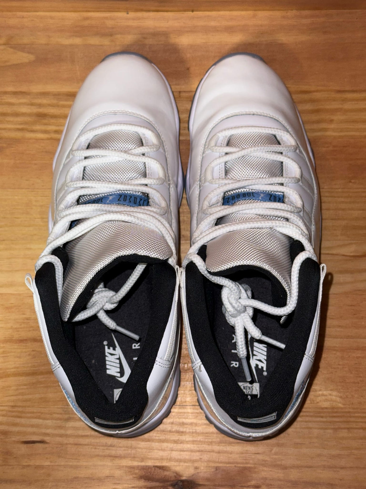 Jordan 11 Retro Legend Blue (2024) - Size 12
