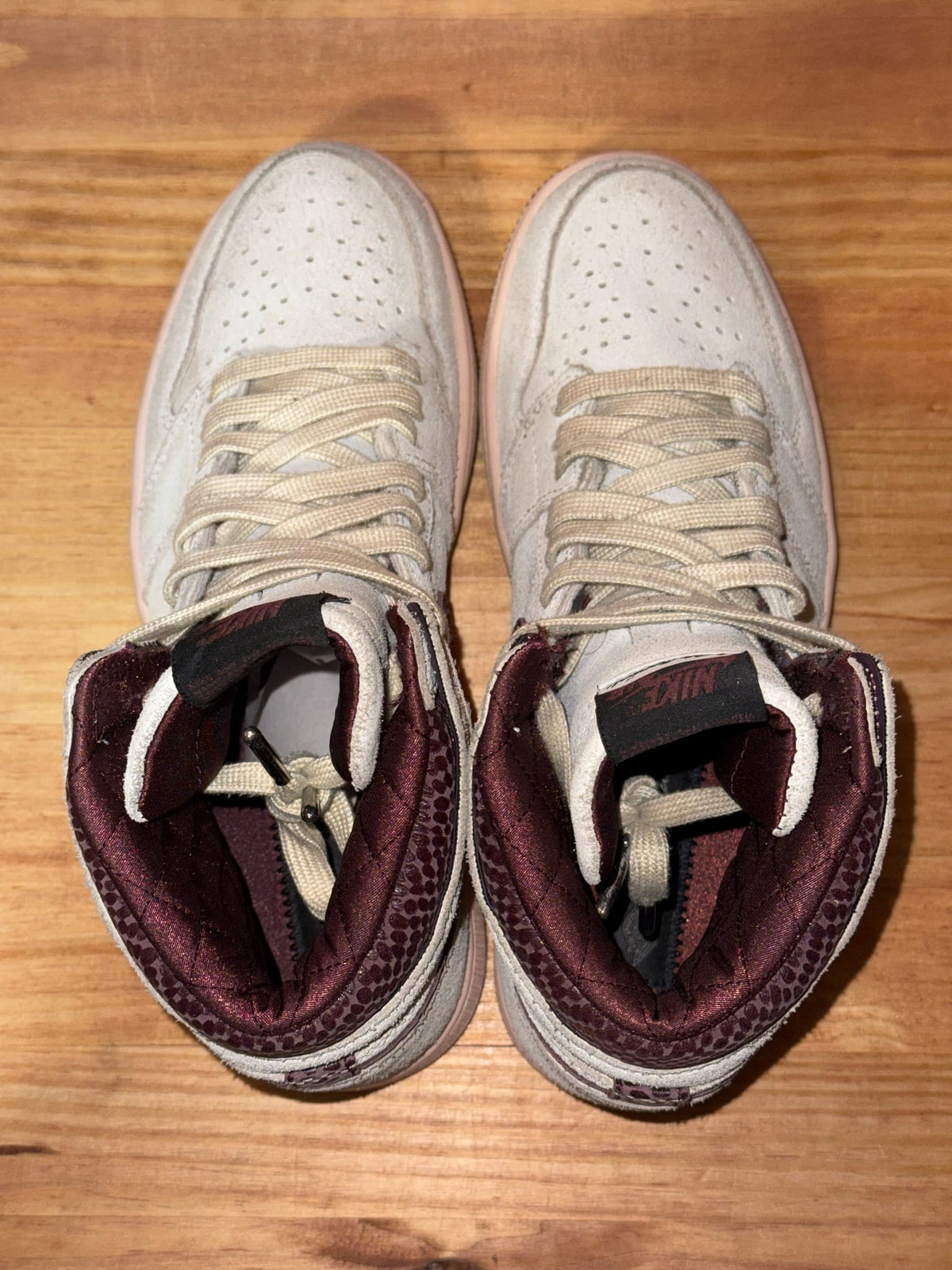 Jordan 1 Retro High OG A Ma Maniére - Size 8