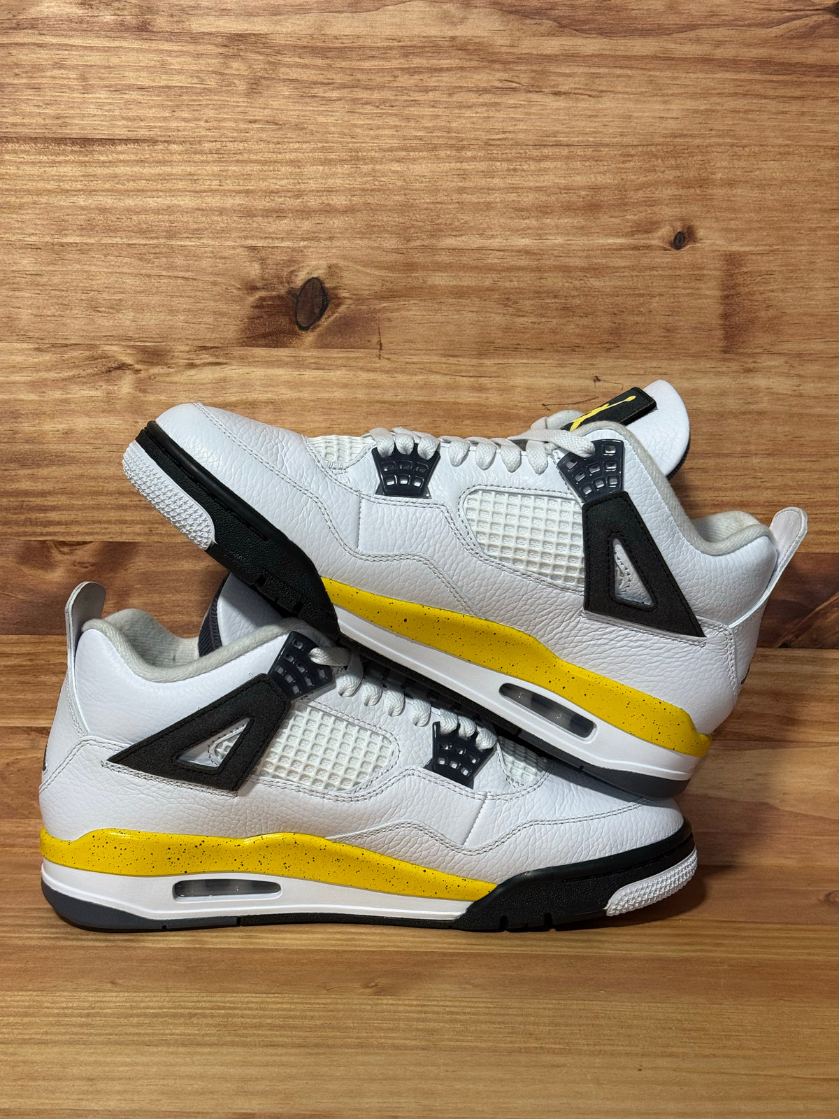 Jordan 4 Retro Rare Air Tour Yellow