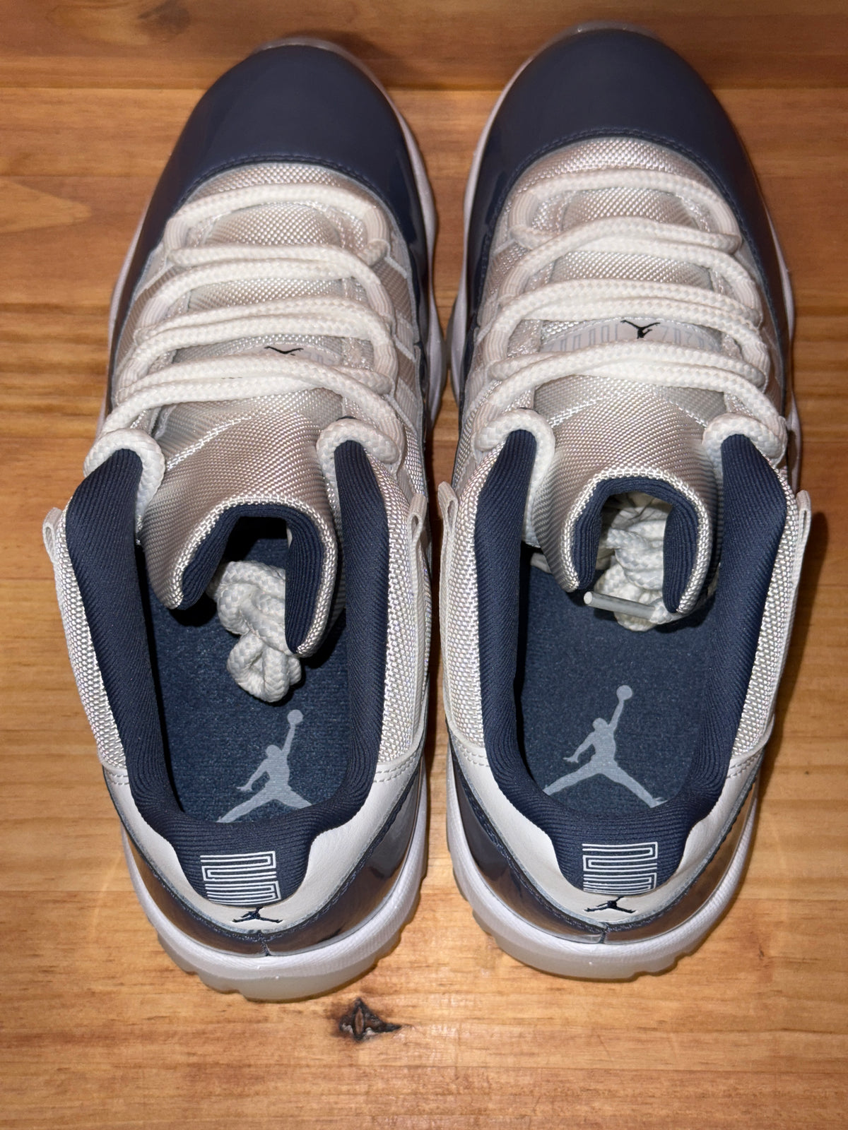Jordan 11 Retro Low Diffused Blue
