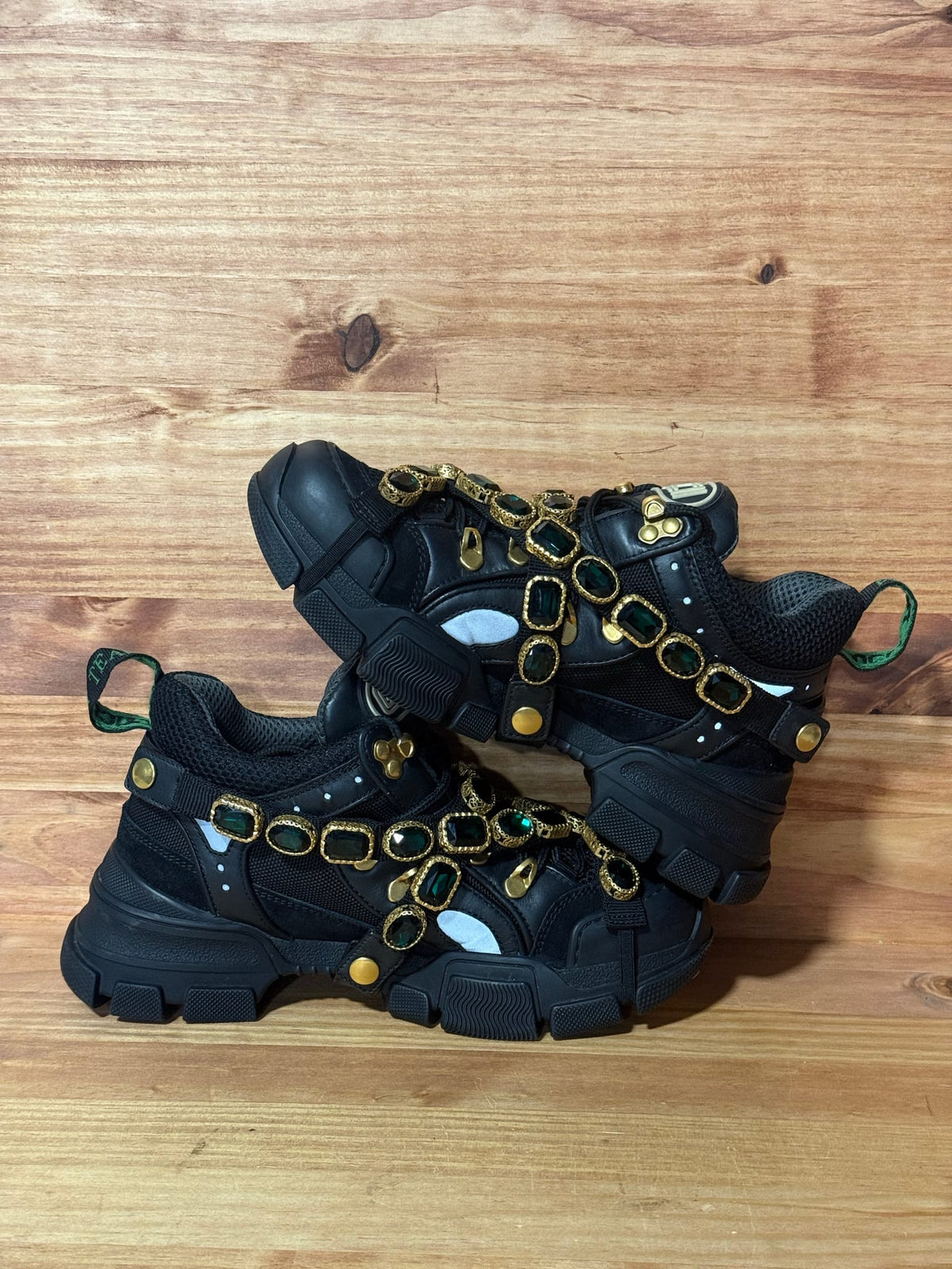 Gucci Wmns Flashtrek Crystals 'Black' - Size 7W/5.5M