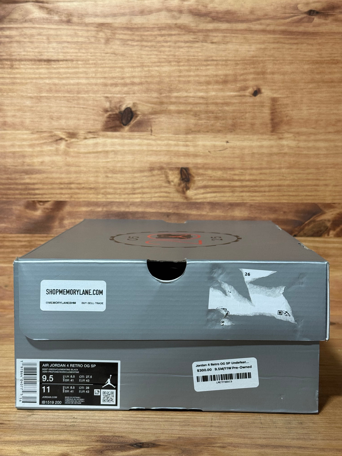 Jordan 4 Retro OG SP Undefeated (2025)