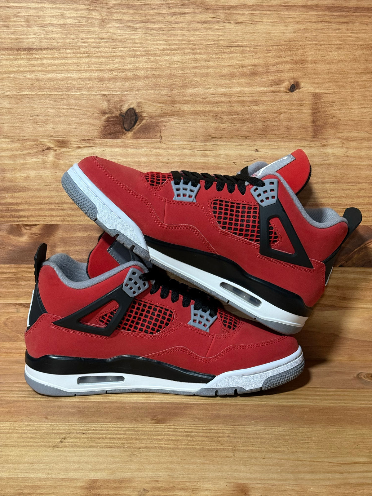 Jordan 4 Retro Toro Bravo (2026) - Size 9