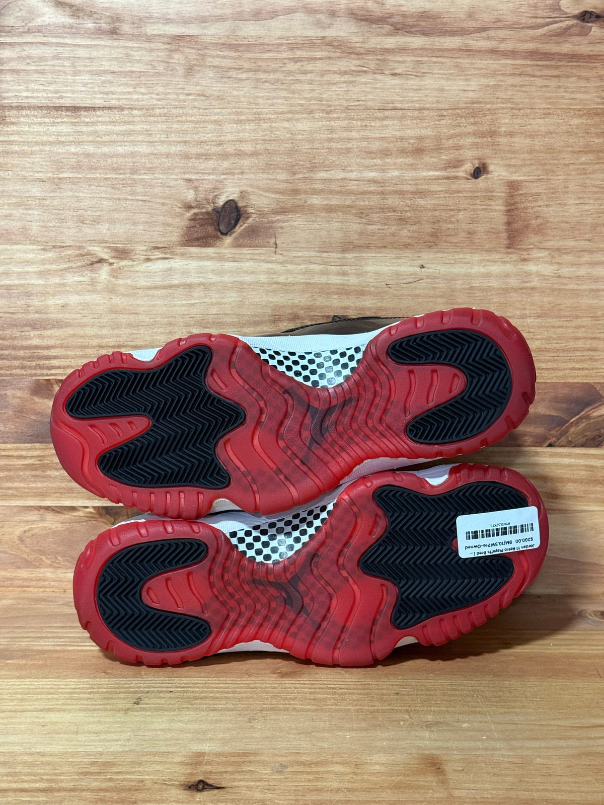 Jordan 11 Retro Playoffs Bred (2019) - Size 9