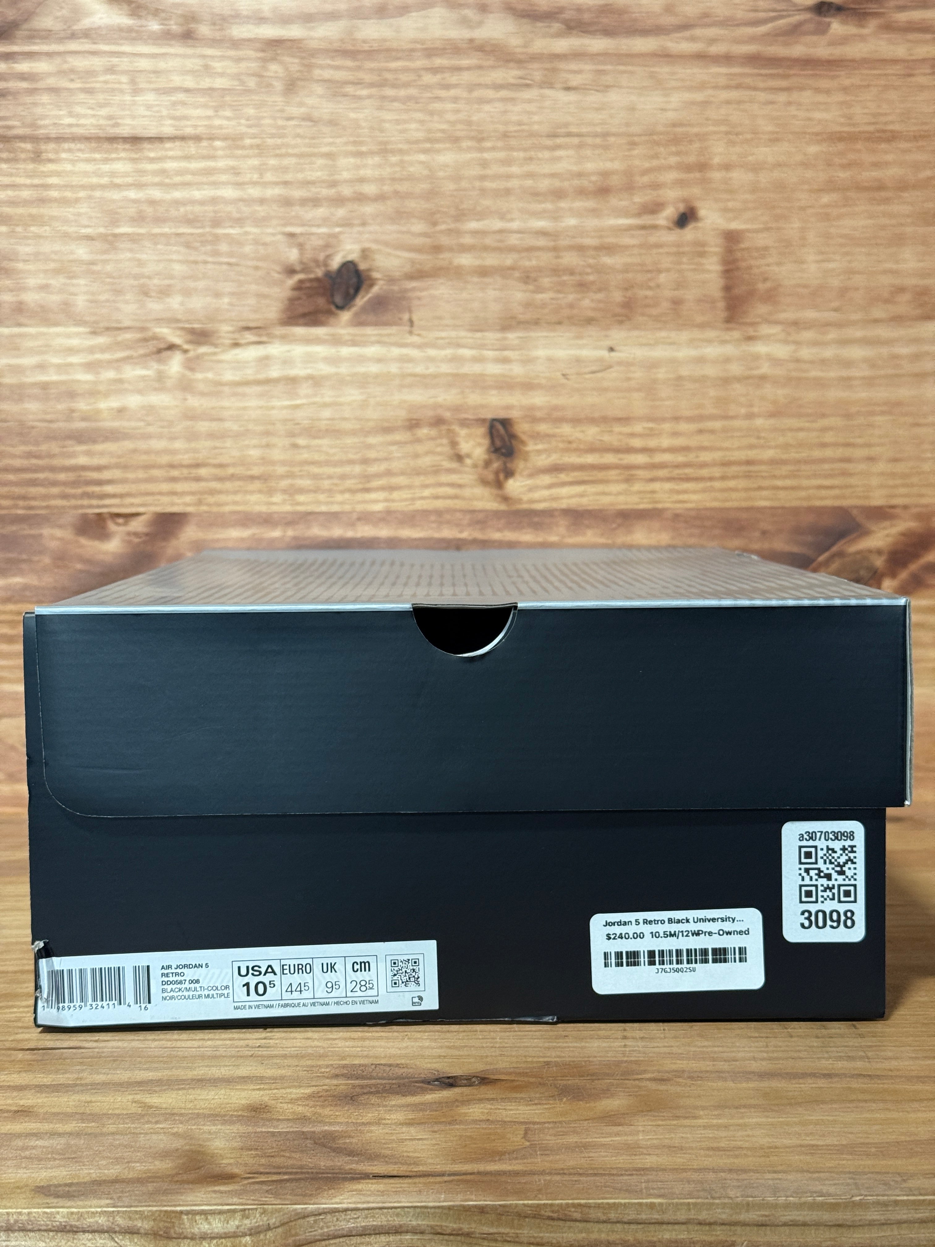 Jordan 5 Retro Black University Blue (2026)