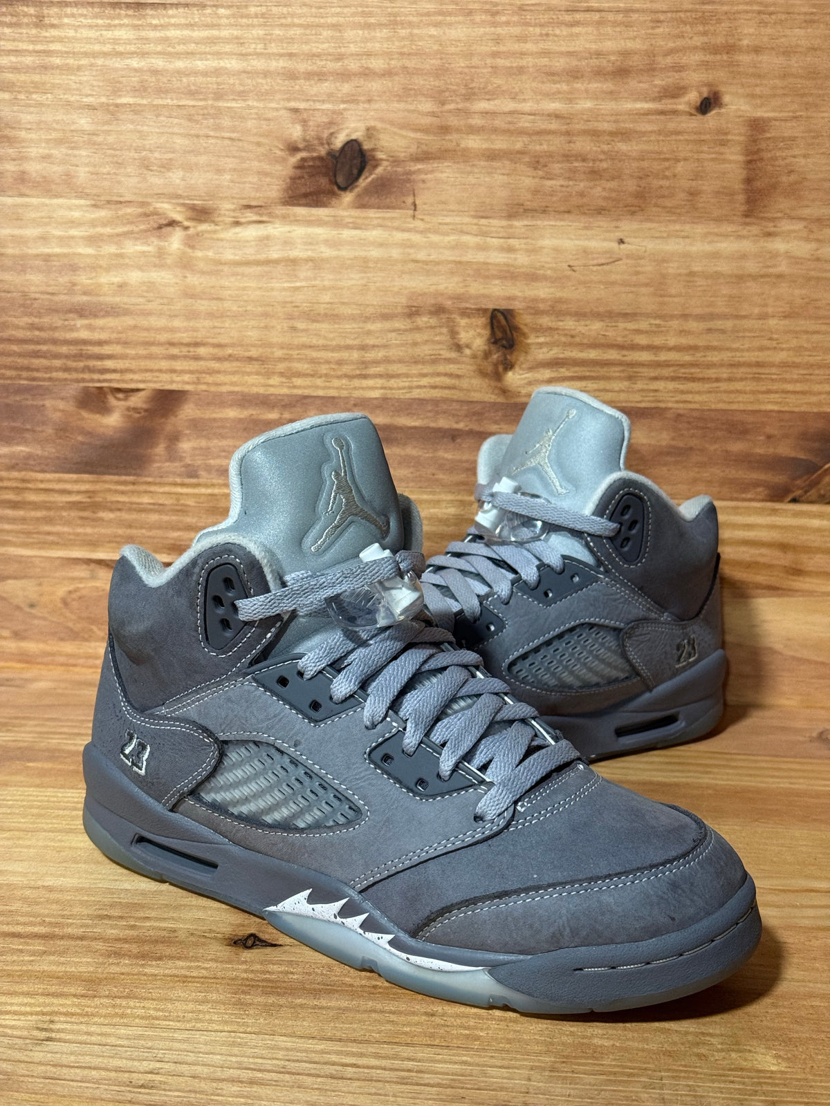 Jordan 5 Retro Wolf Grey (2026) (GS) - Size 7Y