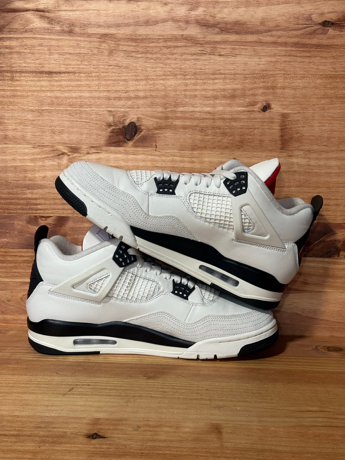Jordan 4 Retro OG Flight Club - Size 12