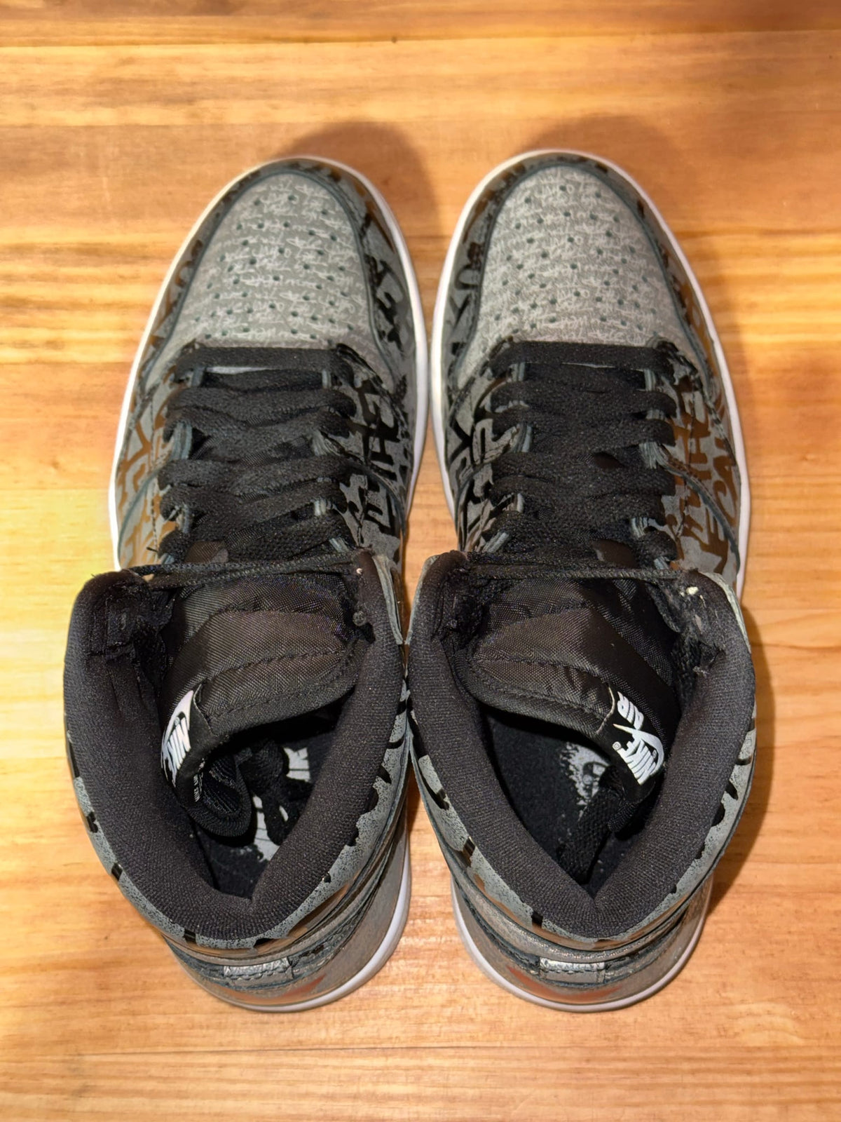 Jordan 1 Retro High OG Rebellionaire - Size 8.5