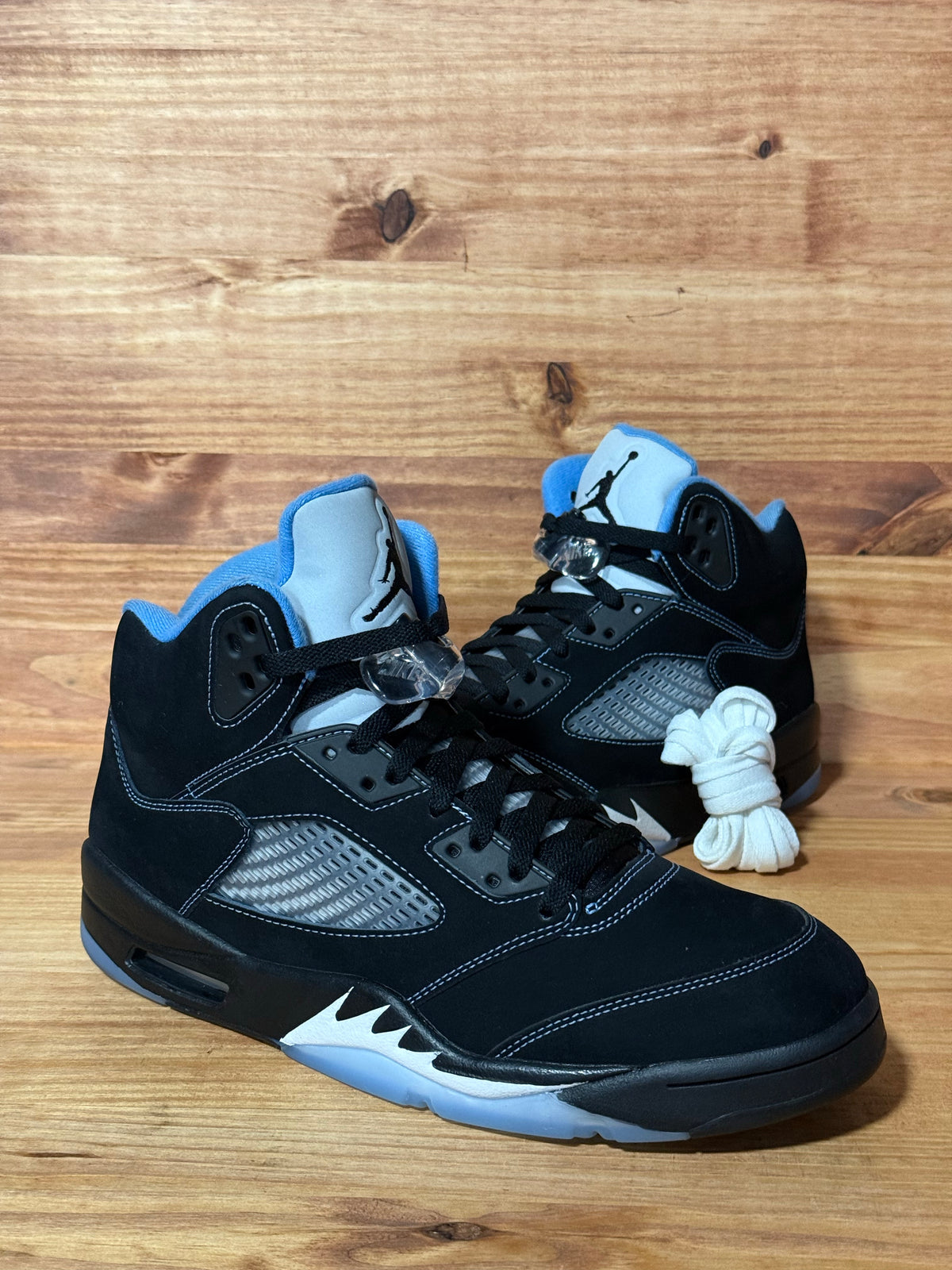 Jordan 5 Retro Black University Blue (2026) - Size 11