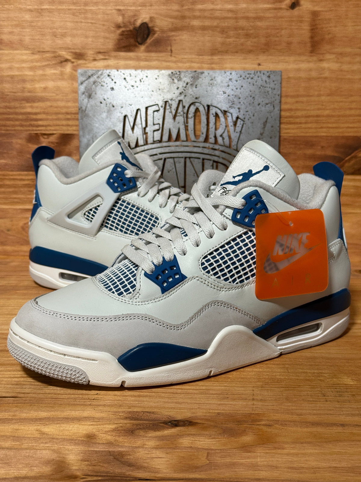 Jordan 4 Retro Military Blue (2024)