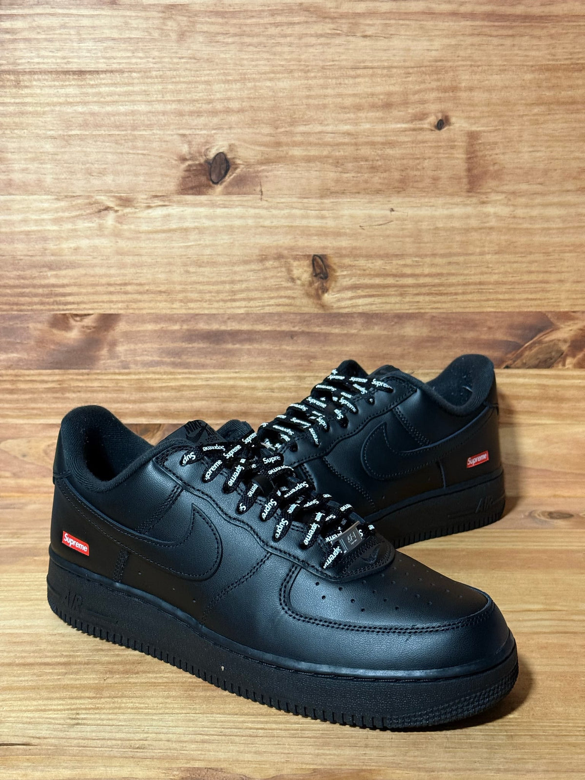 Nike Air Force 1 Low Supreme Black - Size 10.5