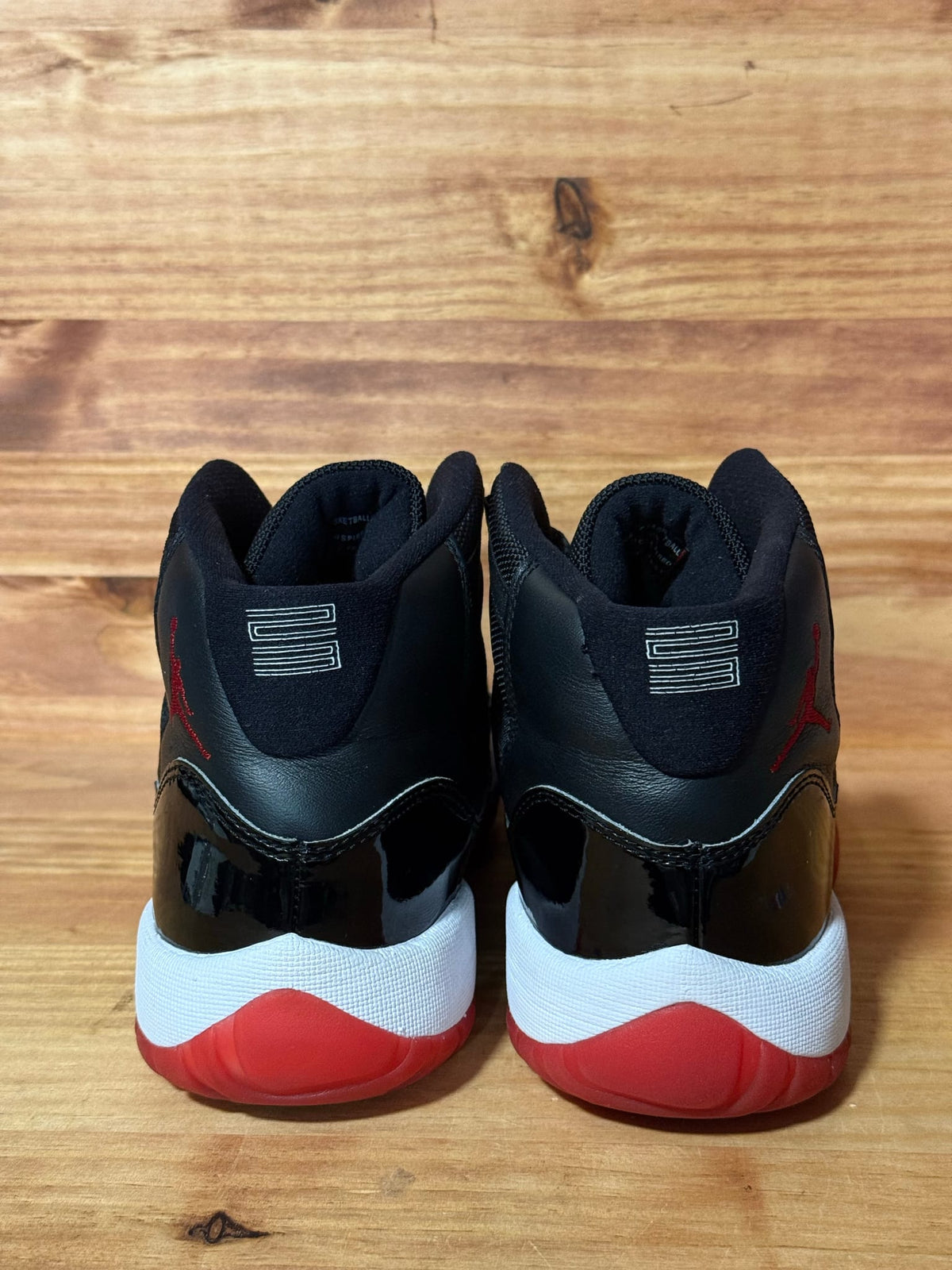 Jordan 11 Retro Playoffs Bred (2019) (GS) - Size 7Y
