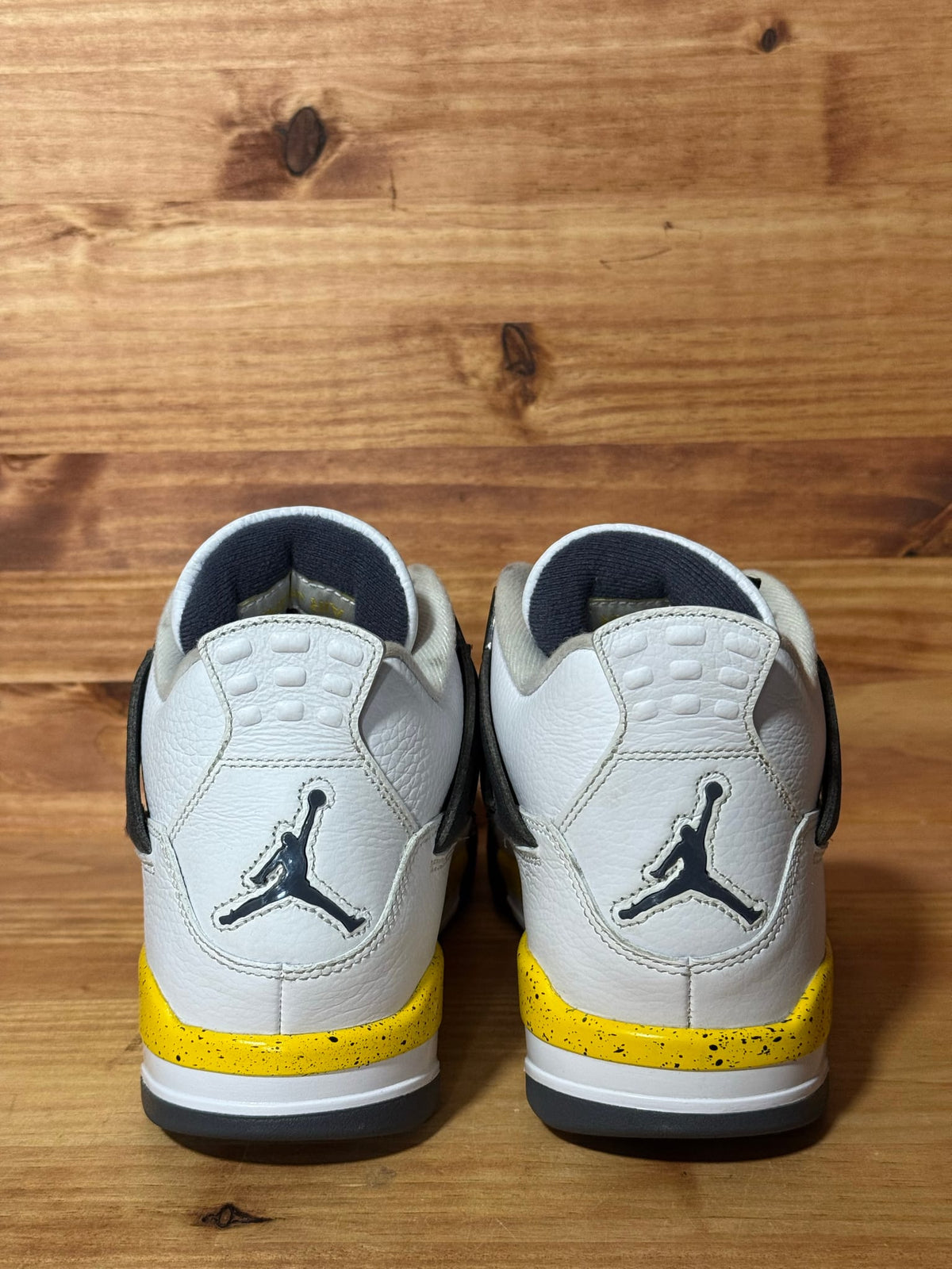 Jordan 4 Retro Rare Air Tour Yellow (2026) Size 8.5