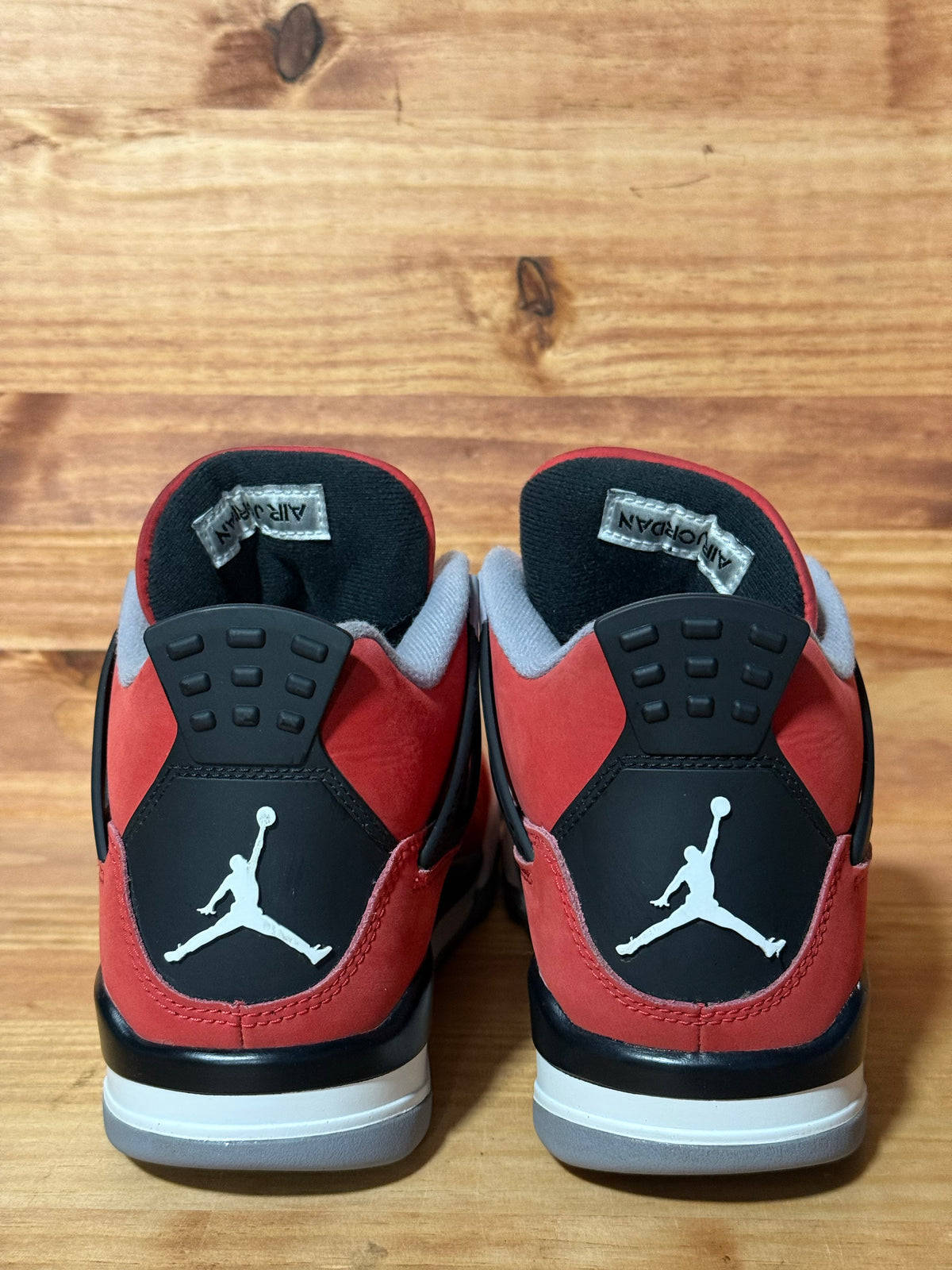 Jordan 4 Retro Toro Bravo (2026) (GS) - Size 7Y