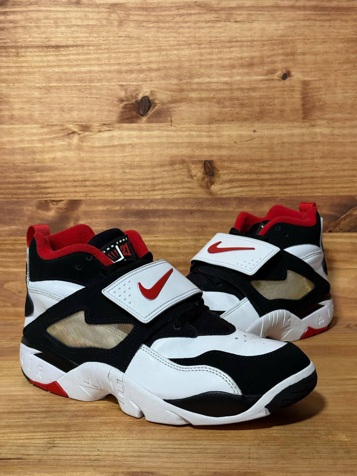 Nike Air Diamond Turf 49ers (2025)