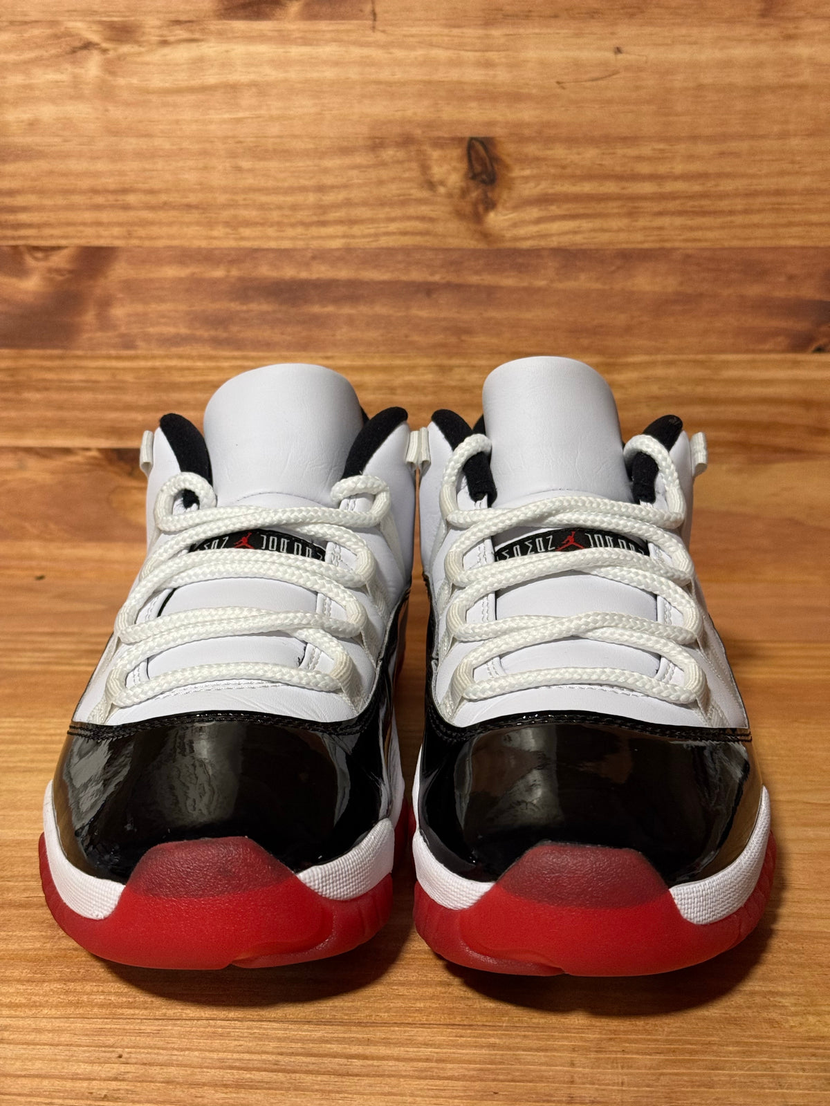 Jordan 11 Retro Low Concord Bred