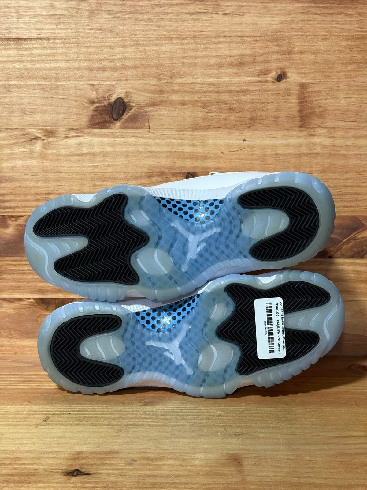 Jordan 11 Retro Legend Blue (2024) - Size 8