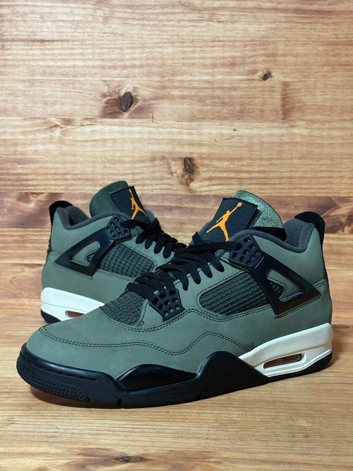 Jordan 4 Retro OG SP Undefeated (2025)