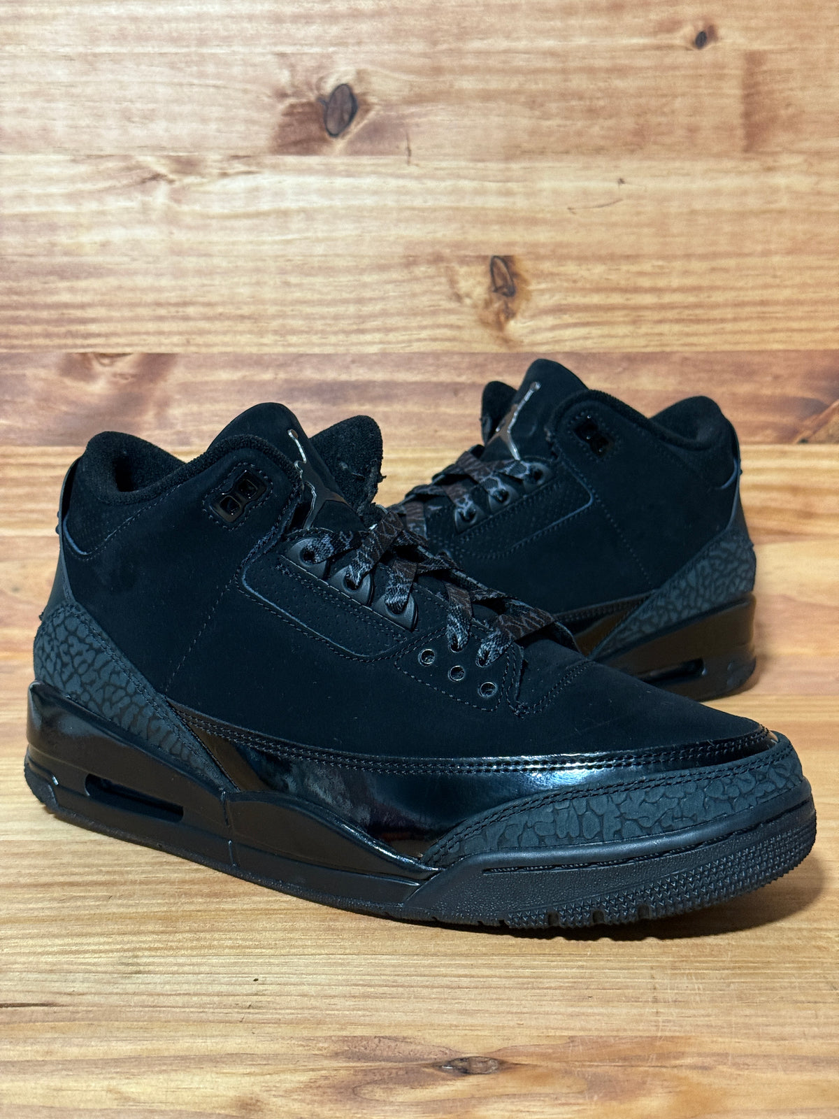 Jordan 3 Retro Black Cat (2025)