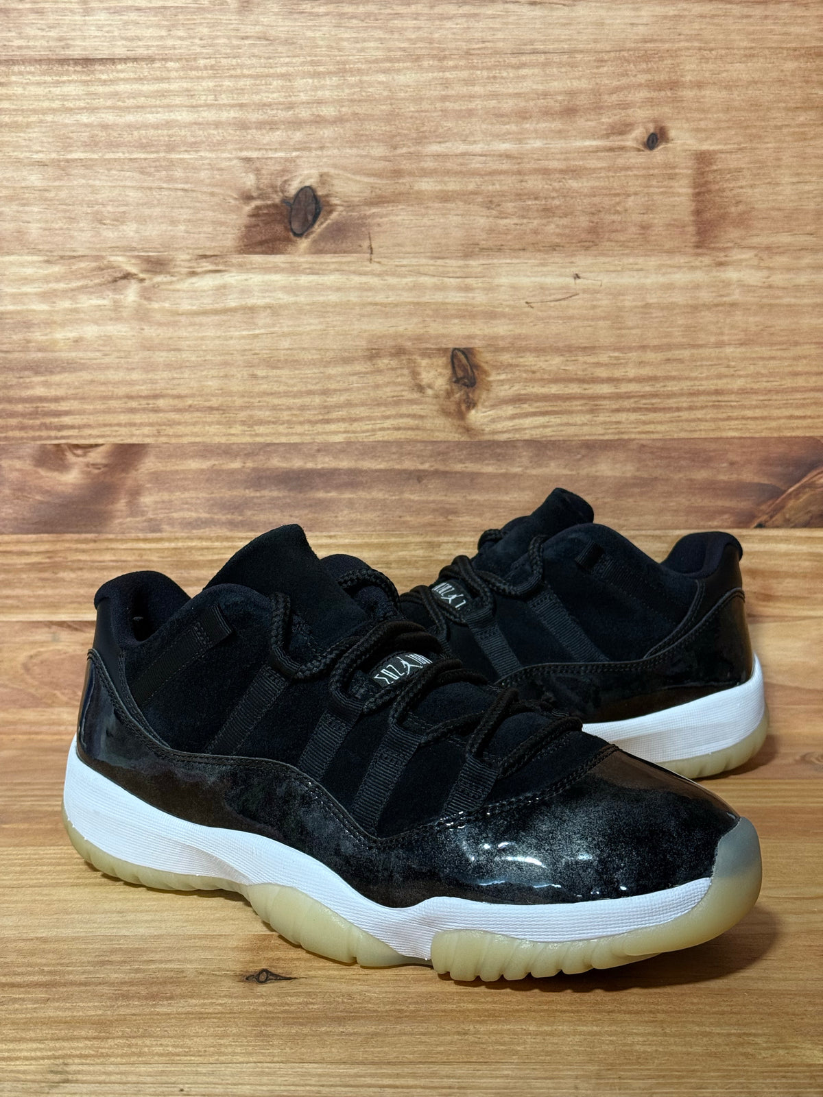 Jordan 11 Retro Low Barons