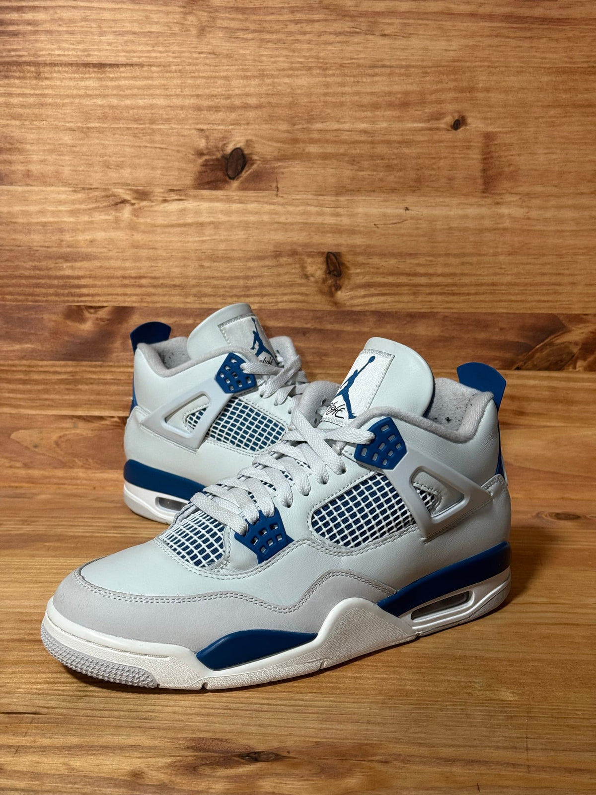 Jordan 4 Retro Military Blue (2024) - Size 10