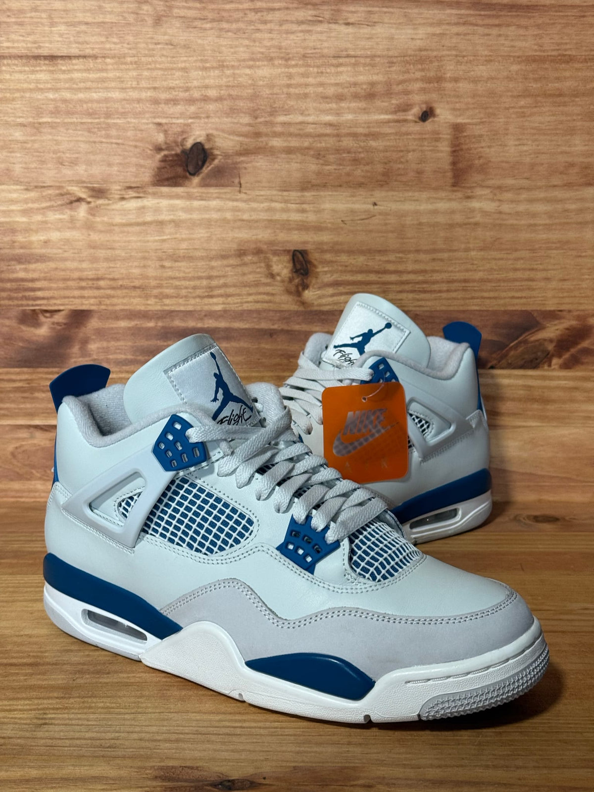 Jordan 4 Retro Military Blue (2024) - Size 10.5