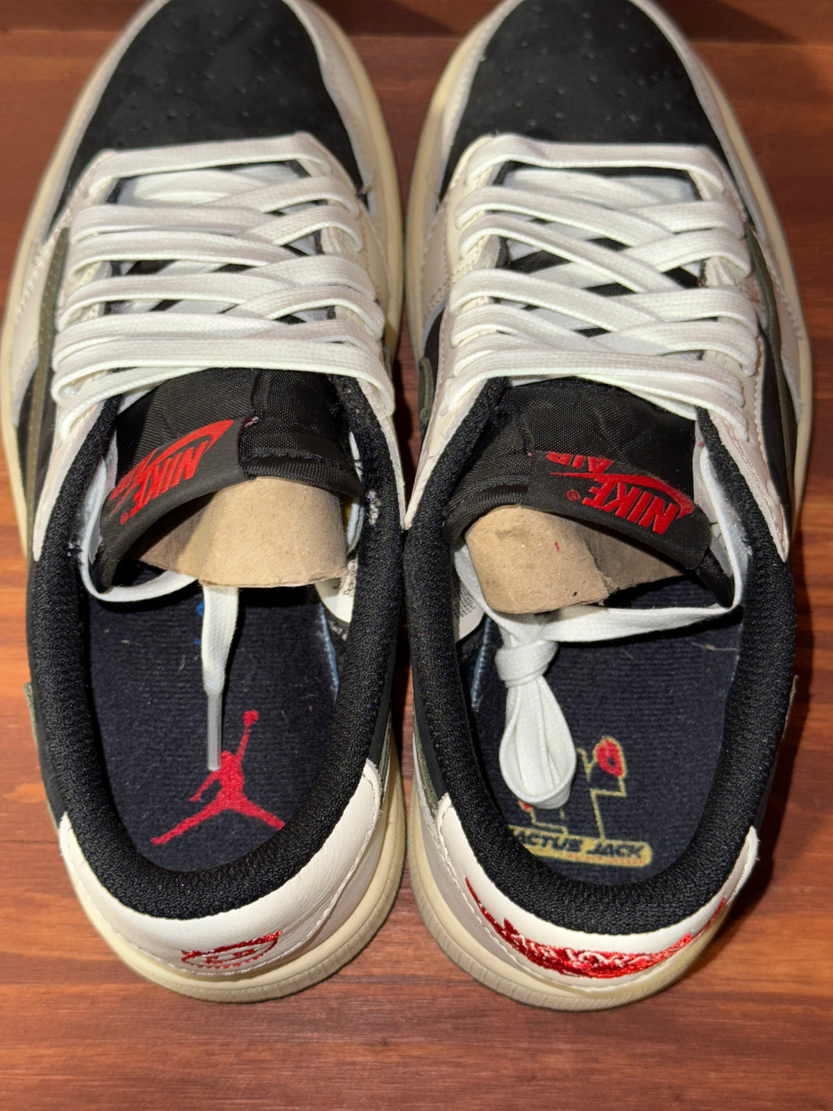 Jordan 1 Retro Low OG SP Travis Scott Olive (Women's)