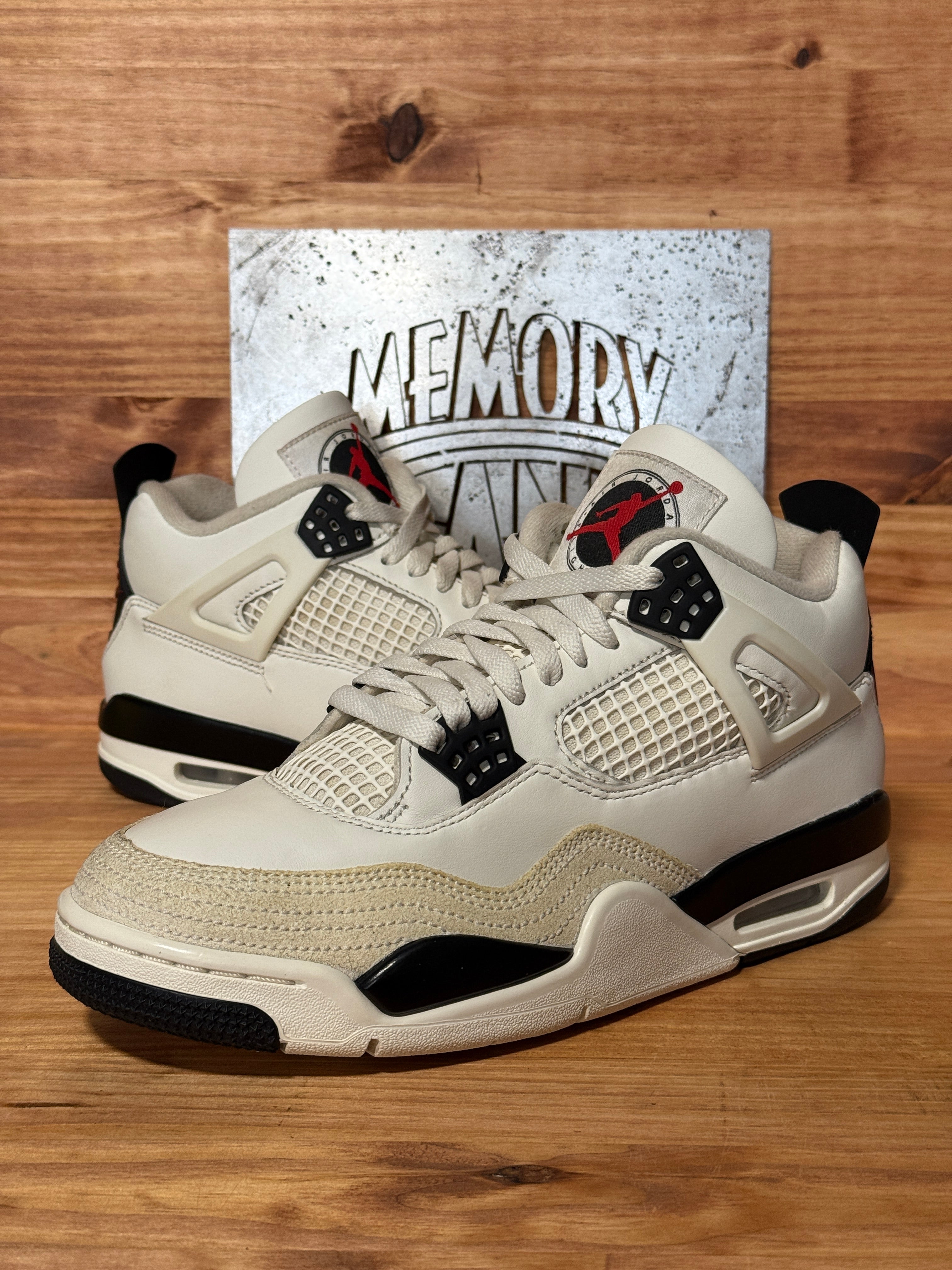 Jordan 4 Retro OG Flight Club