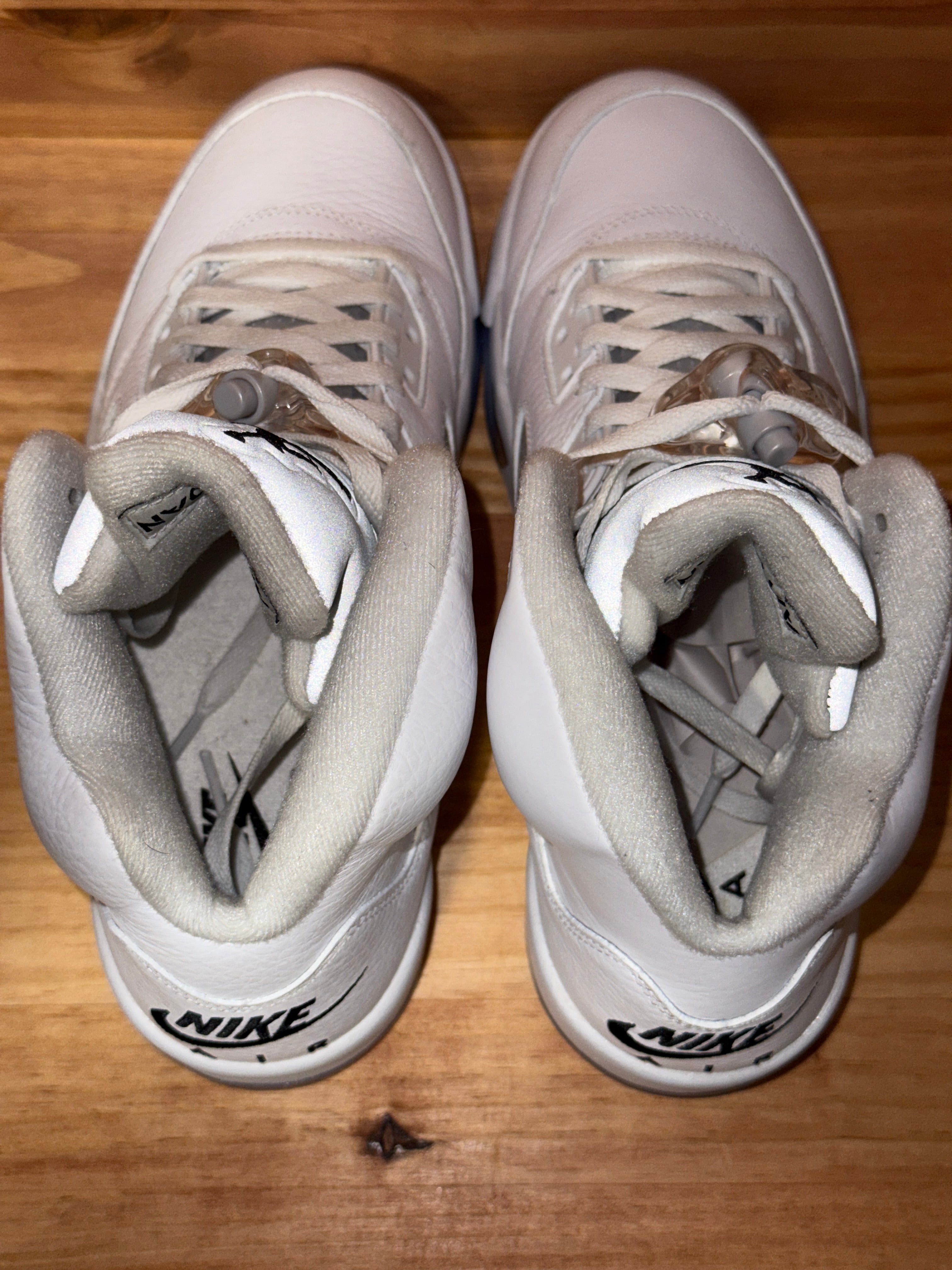 Jordan 5 Retro White Metallic (2026)