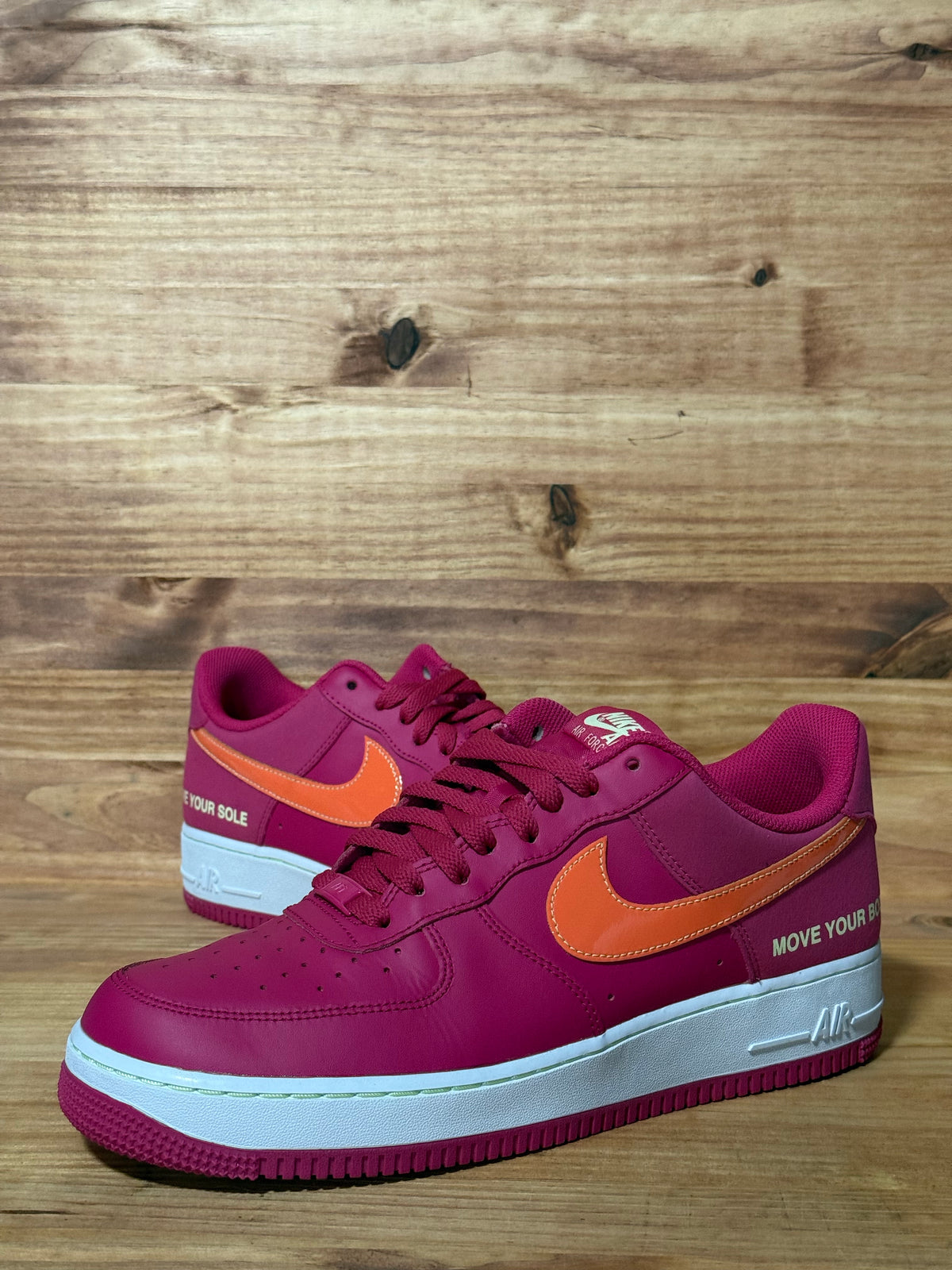 Nike Air Force 1 Low World Tour
