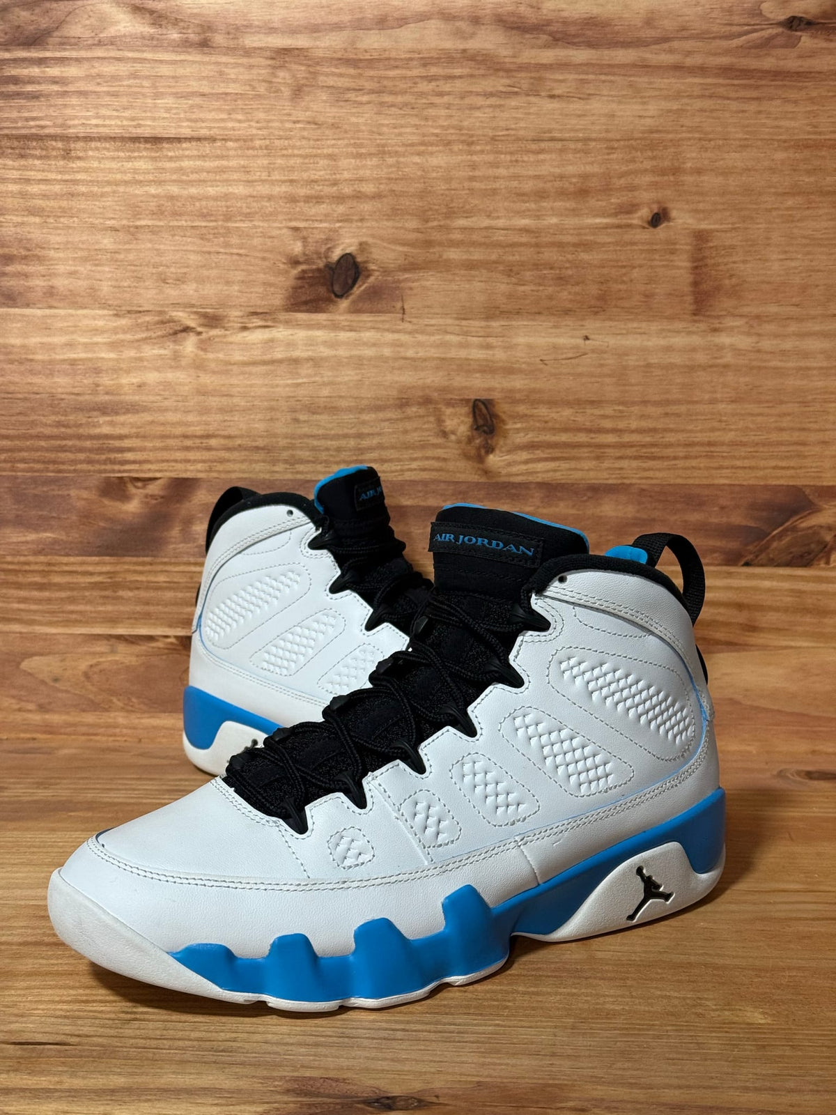 Jordan 9 Retro Powder Blue (2024) - Size 9.5