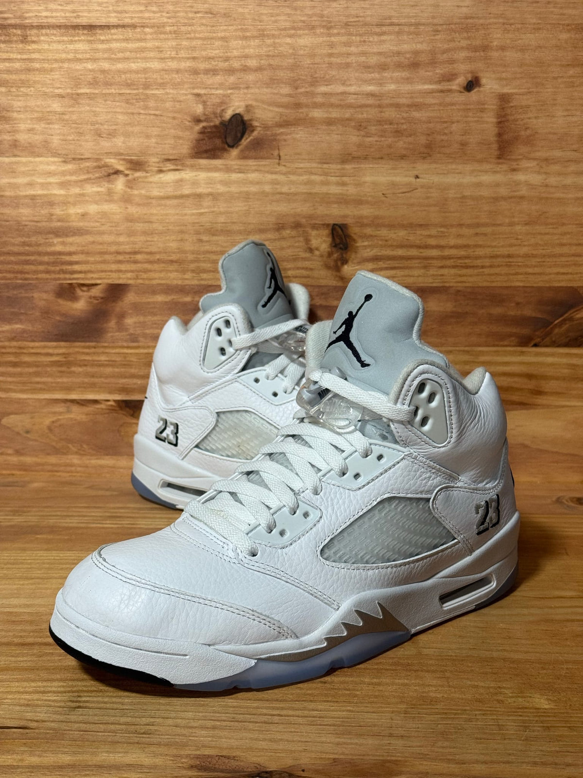 Jordan 5 Retro White Metallic (2026) - Size 9