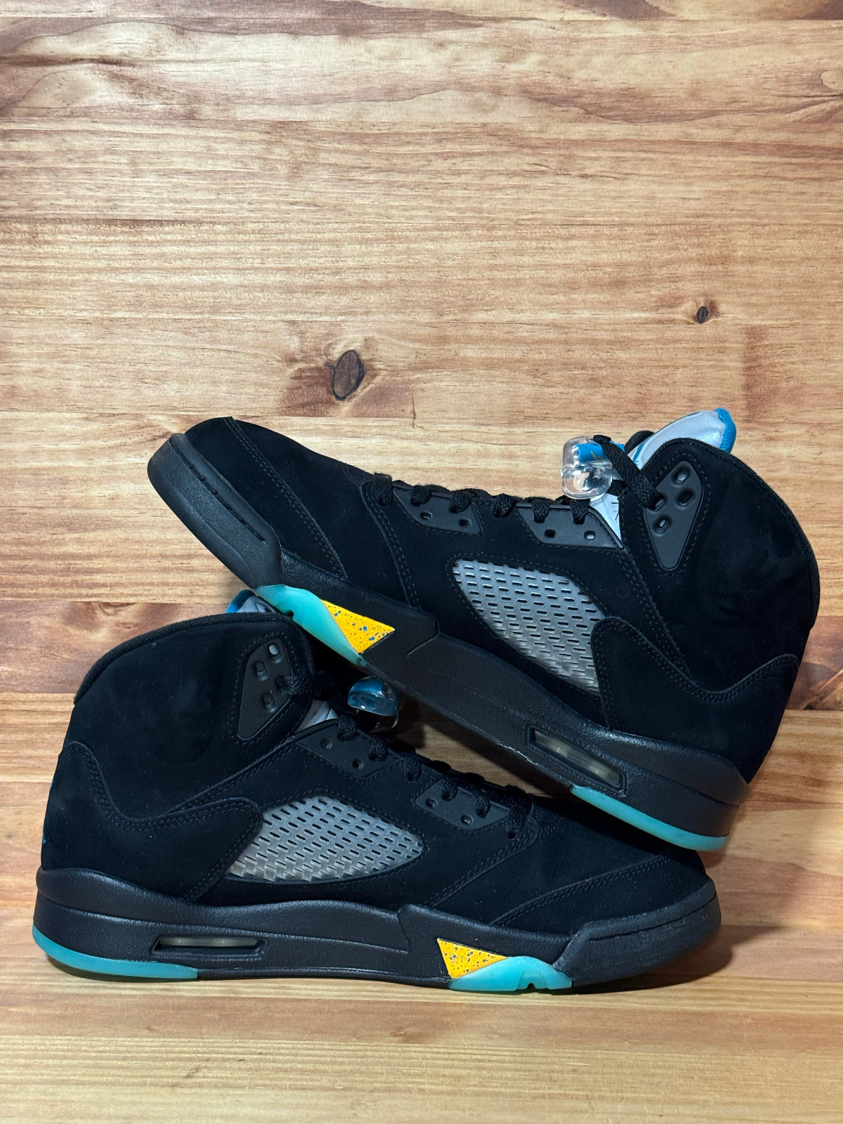 Jordan 5 Retro Aqua