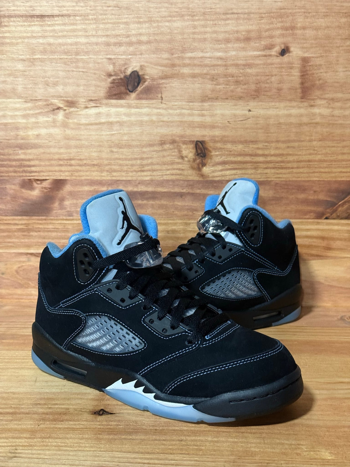 Jordan 5 Retro Black University Blue (2026) (GS) - Size 6Y