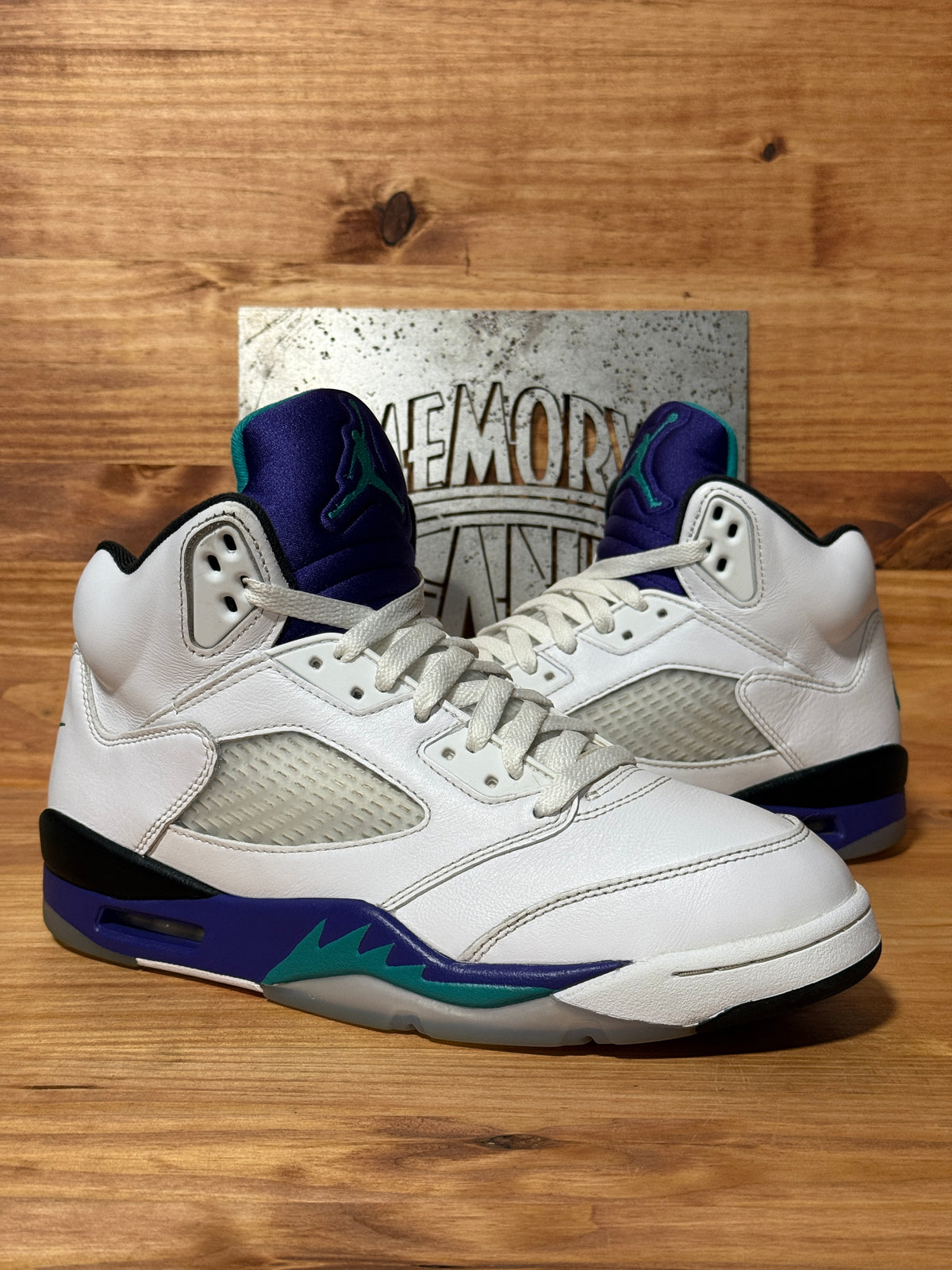 Jordan 5 Retro Grape (2025)
