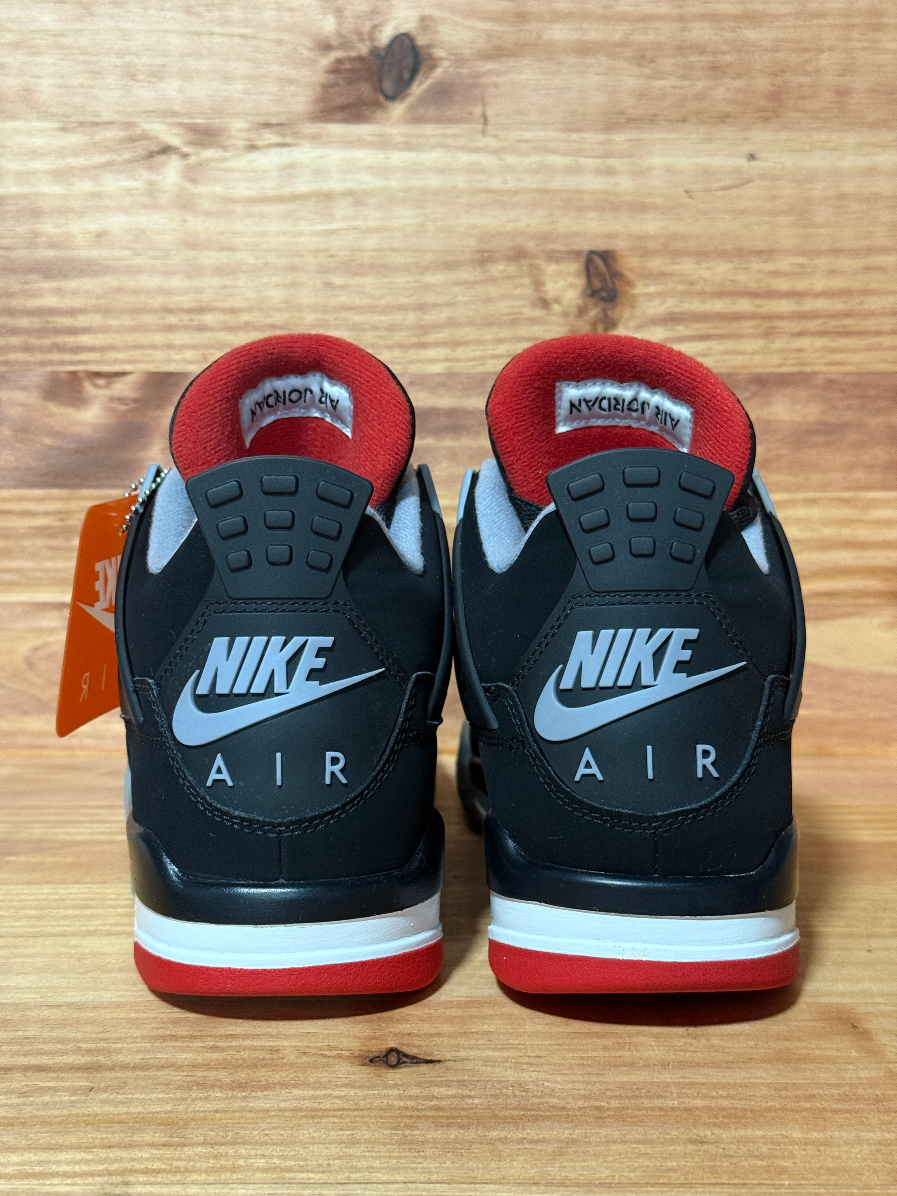 Jordan 4 Retro Bred (2019)