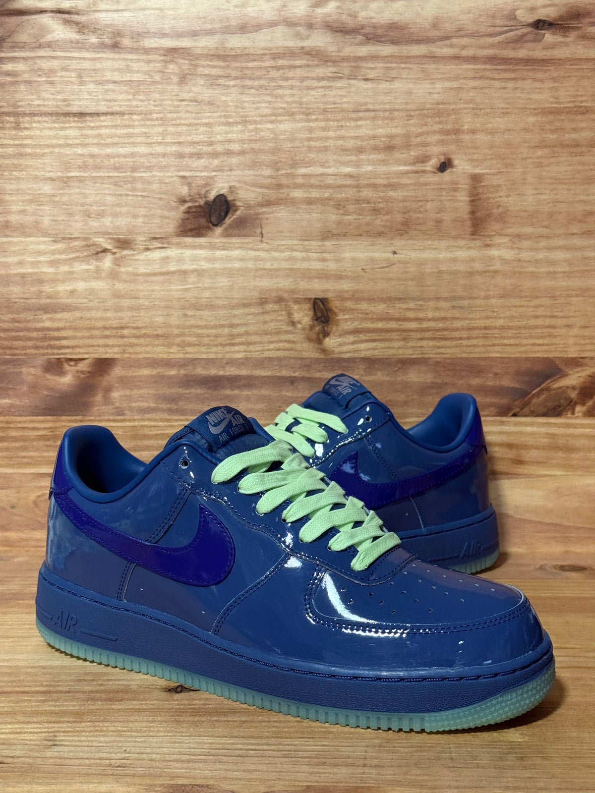 Nike Air Force 1 Low Patent Leather Mystic Navy Grape Ice