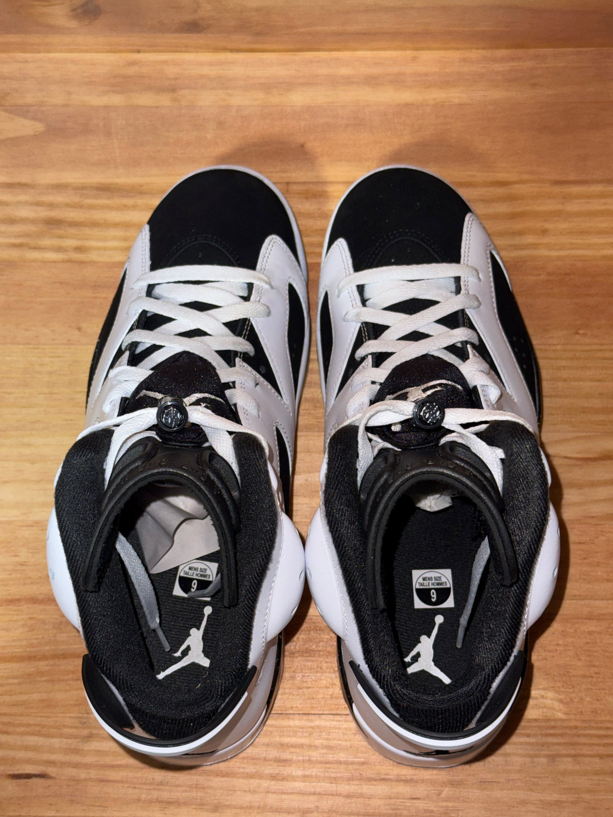 Jordan 6 Retro Oreo (2026) - Size 9