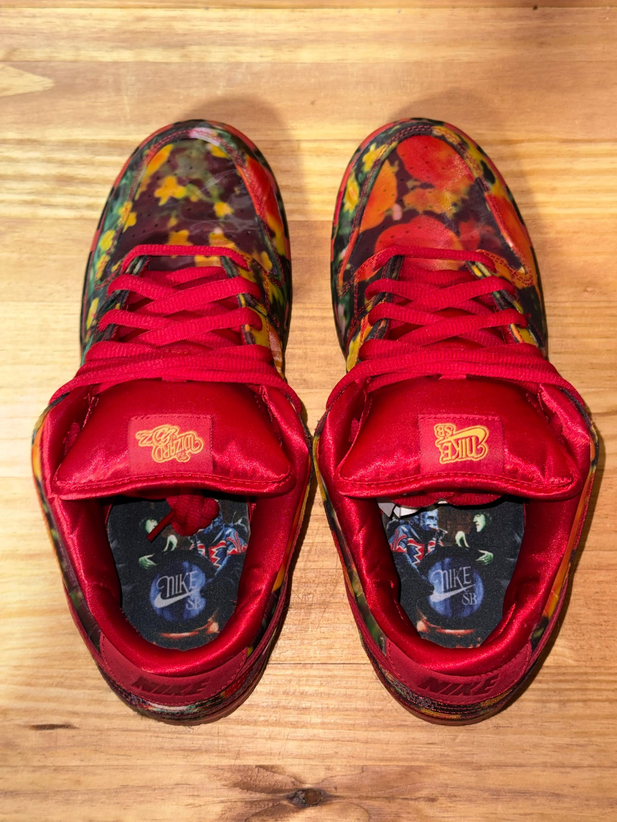 Nike SB Dunk Low The Wizard of Oz Poppy Field - Size 10.5