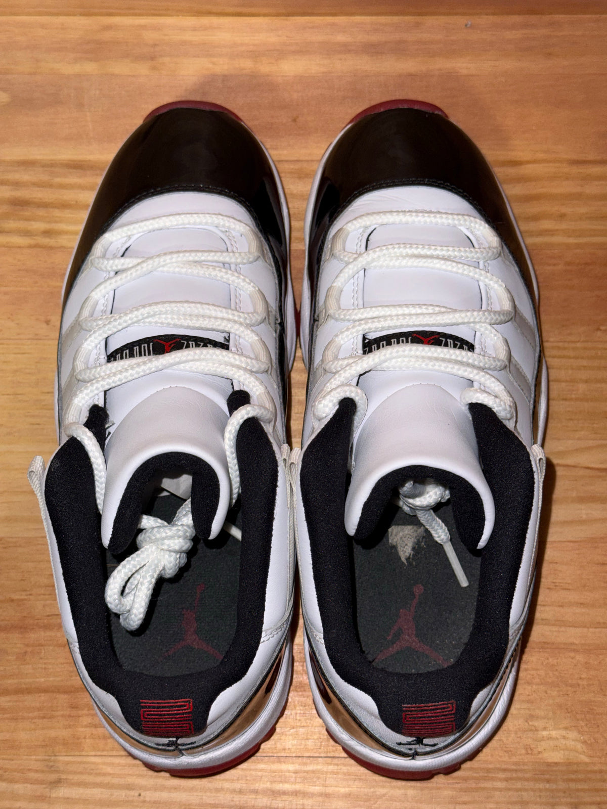 Jordan 11 Retro Low Concord Bred