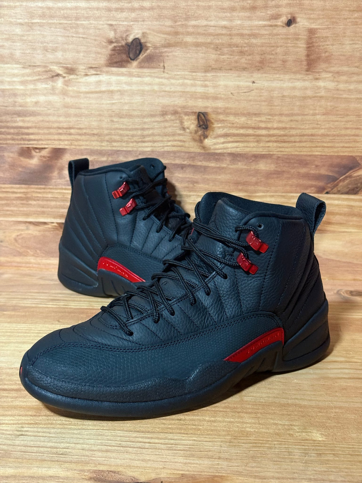Jordan 12 Retro Bloodline - Size 9