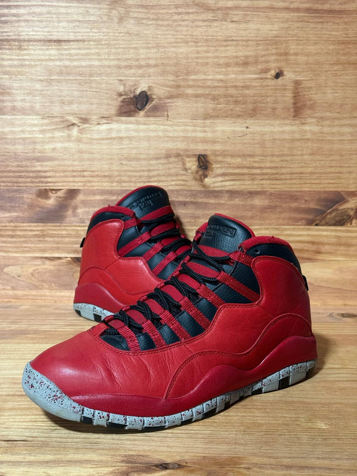 Jordan 10 Retro Bulls Over Broadway - Size 9.5