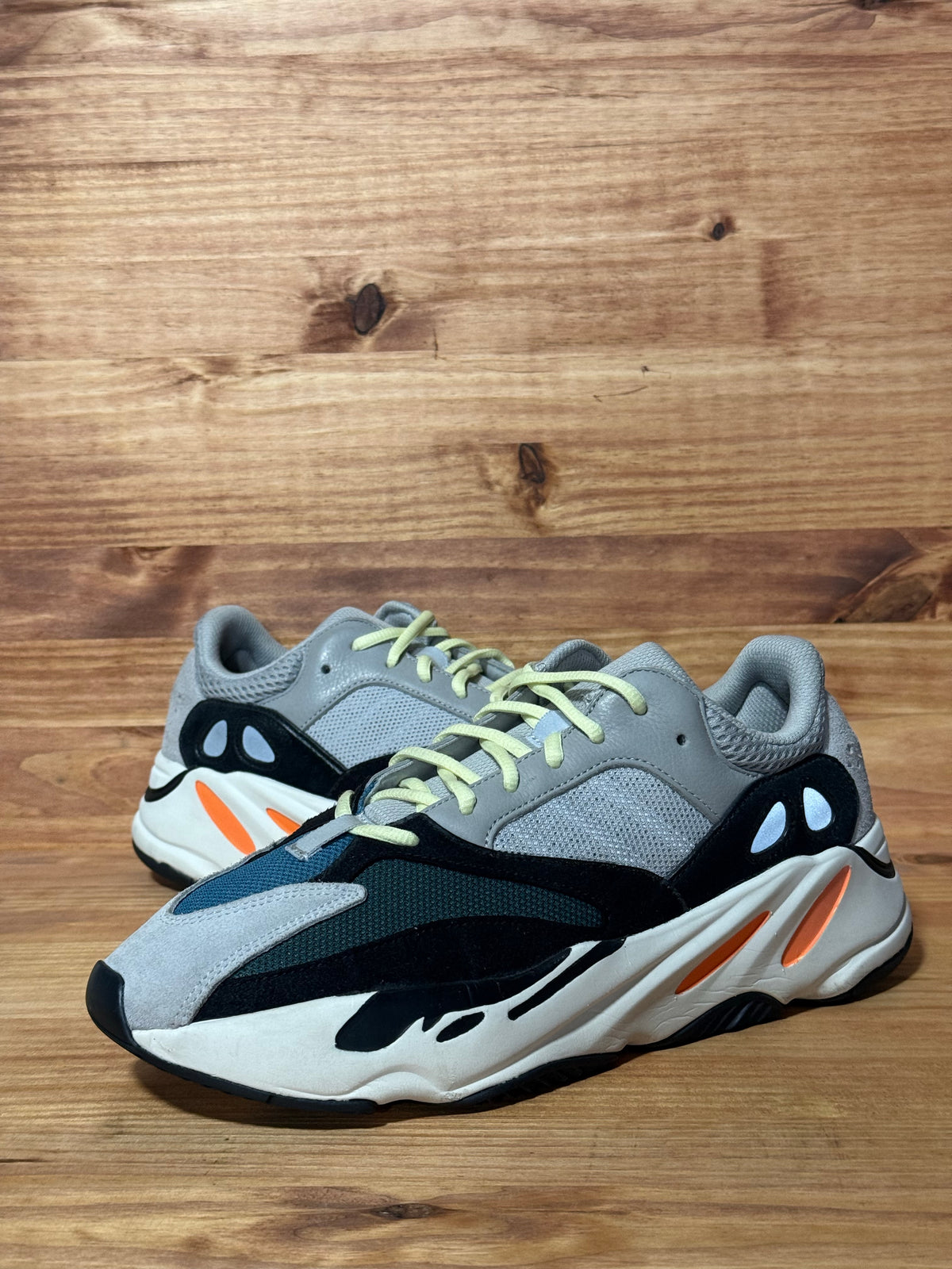 adidas Yeezy Boost 700 Wave Runner