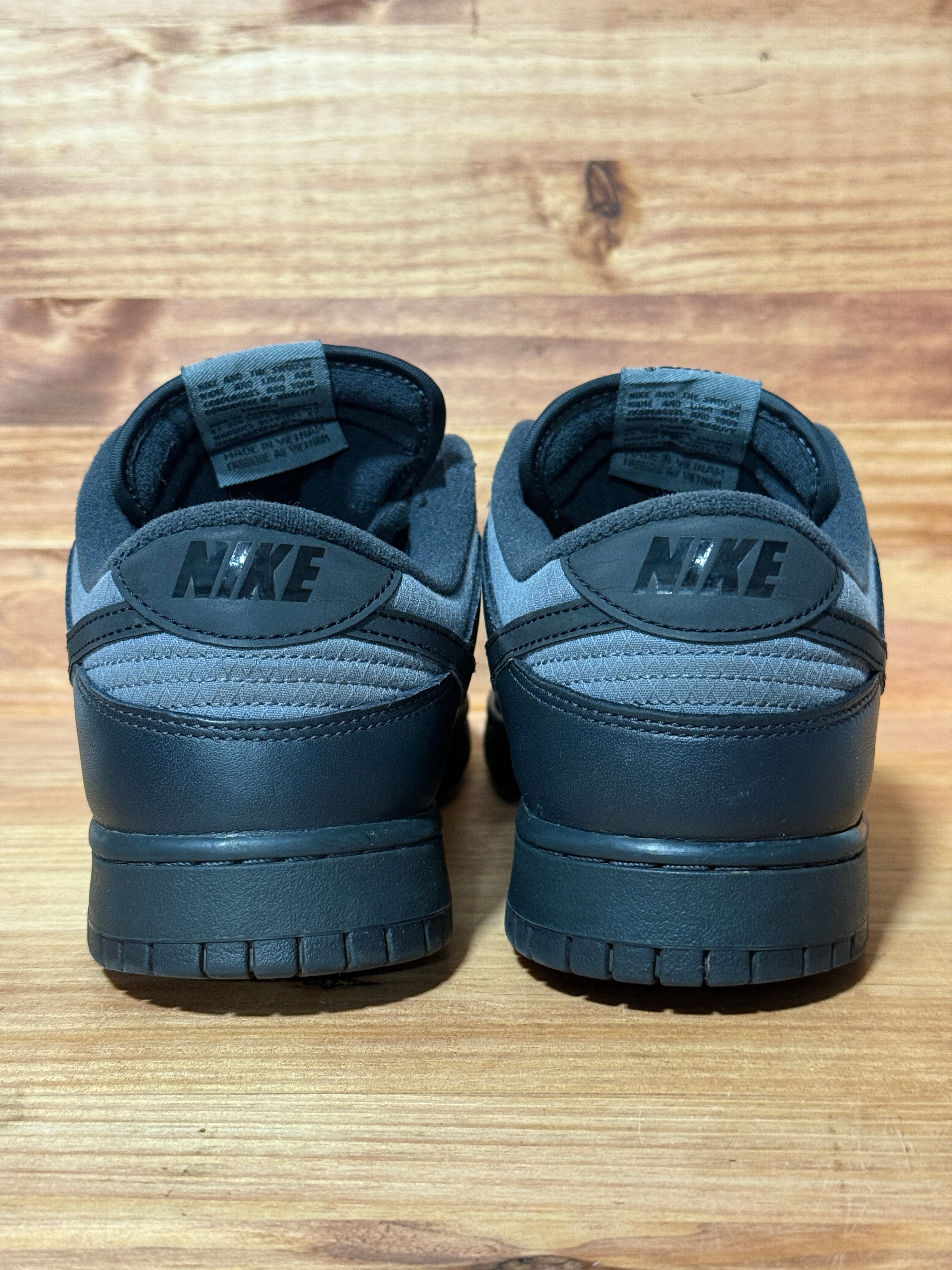 Nike Dunk Low Retro SE Off Noir Smoke Grey