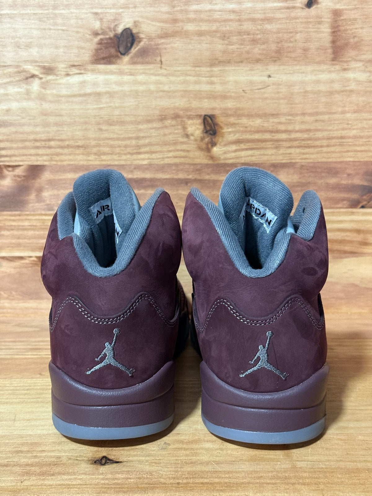 Jordan 5 Retro Burgundy (2023) - Size 9.5