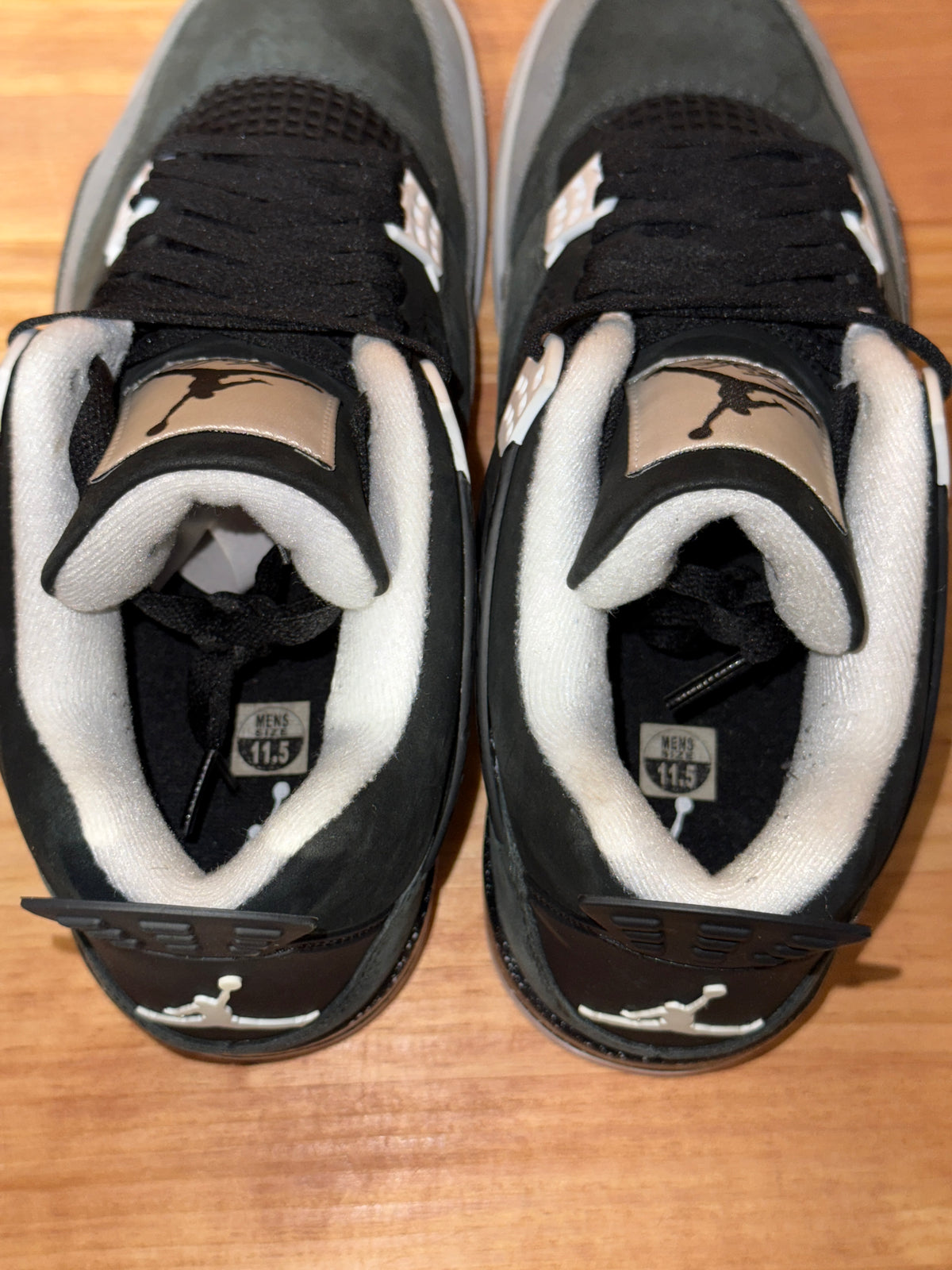 Jordan 4 Retro Fear (2024)