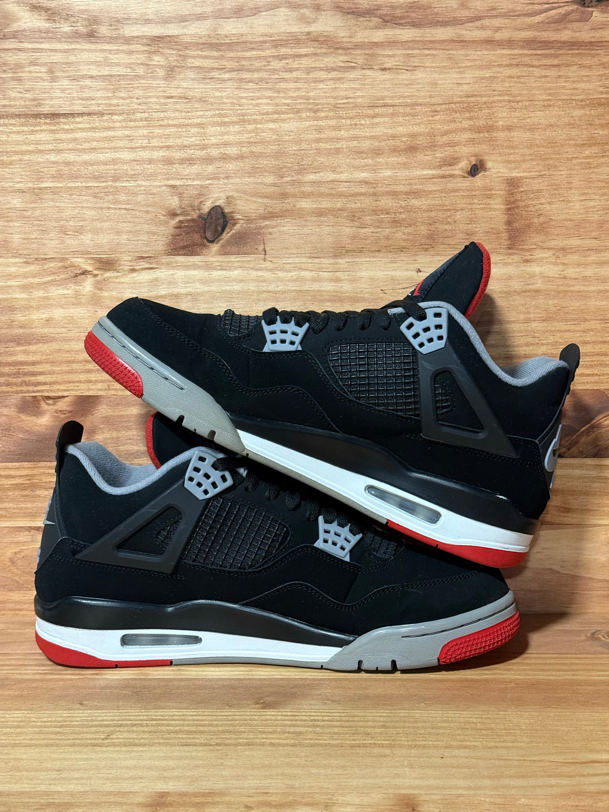 Jordan 4 Retro Bred (2019)