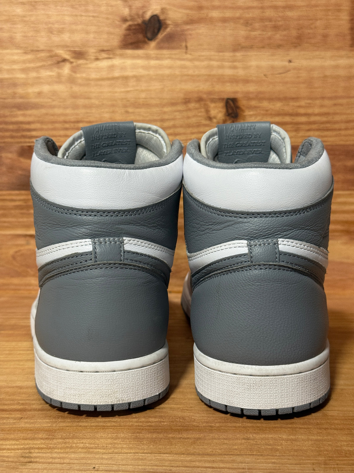 Jordan 1 Retro High OG Stealth